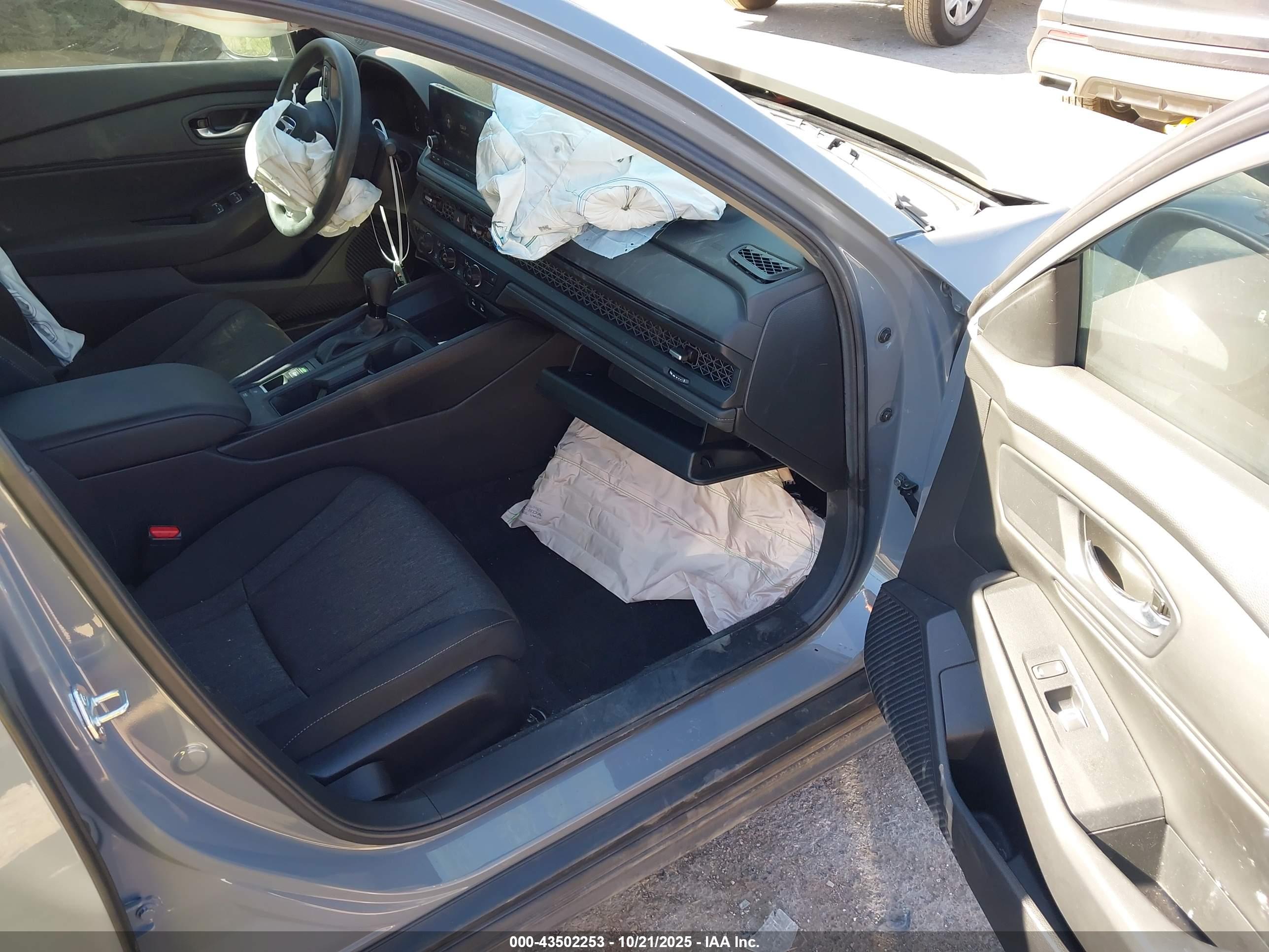 HONDA ACCORD image 5