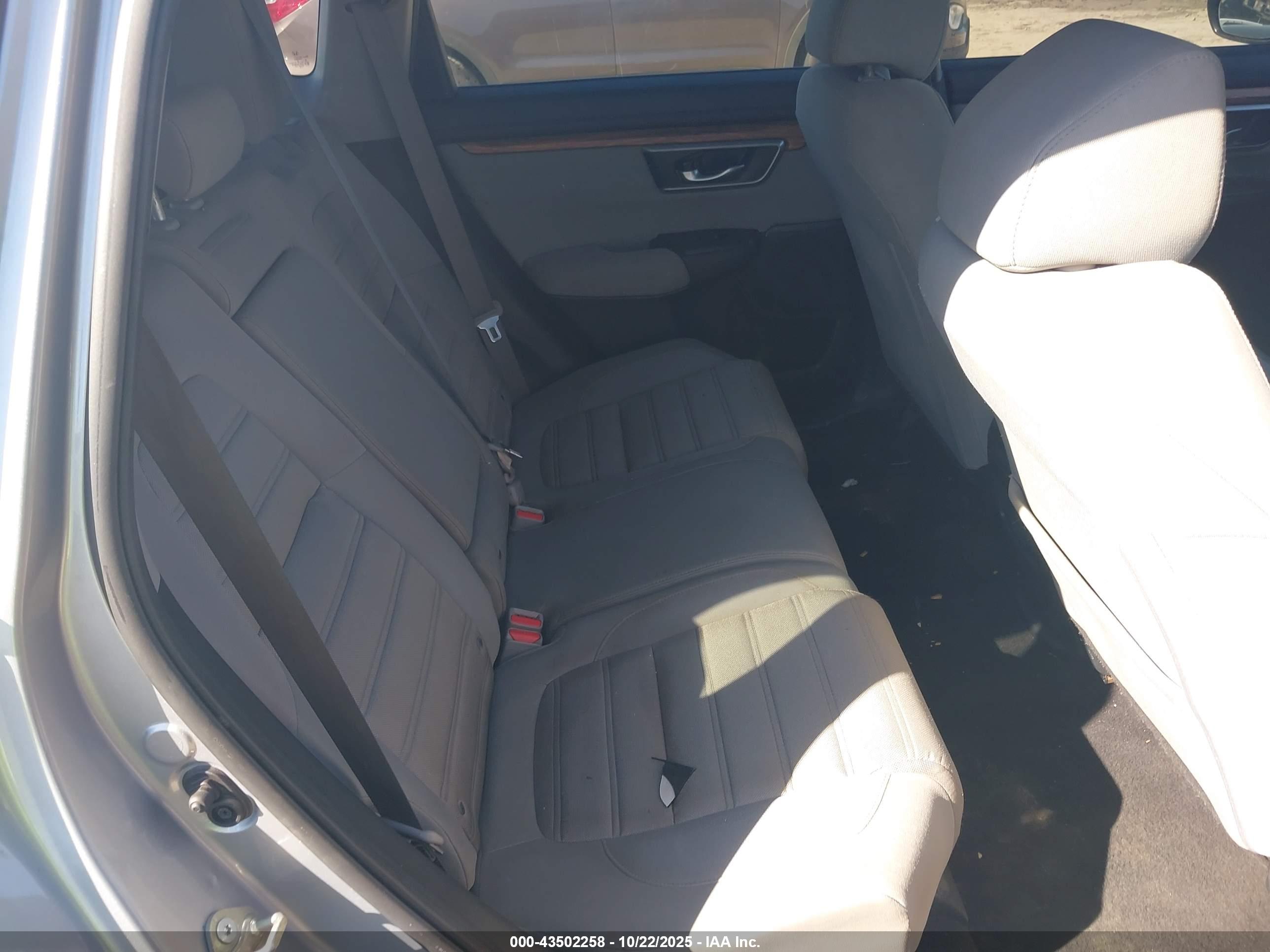 HONDA CR-V image 8