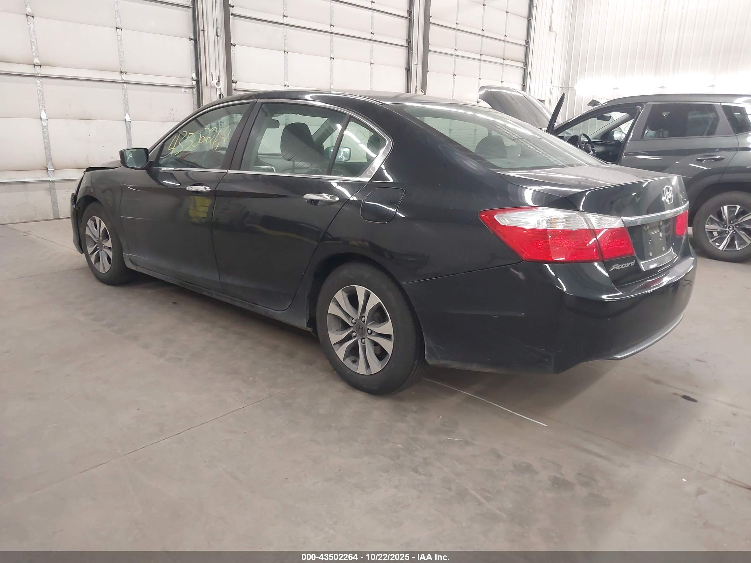 HONDA ACCORD image 3