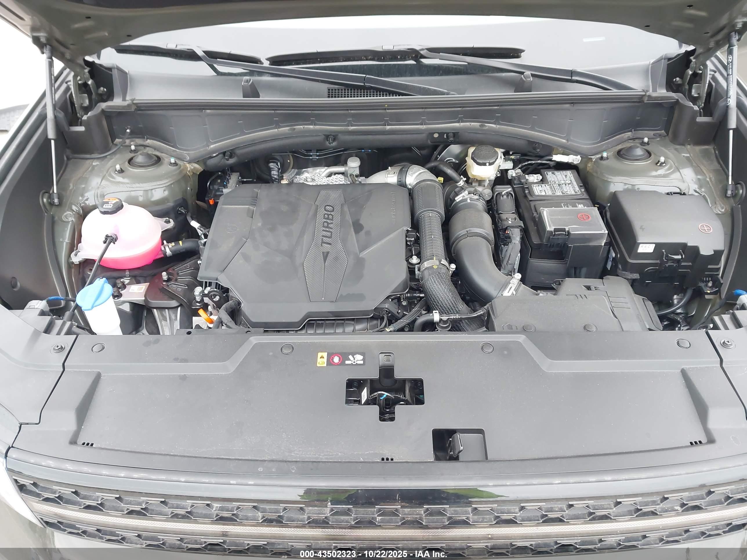 HYUNDAI SANTA image 10