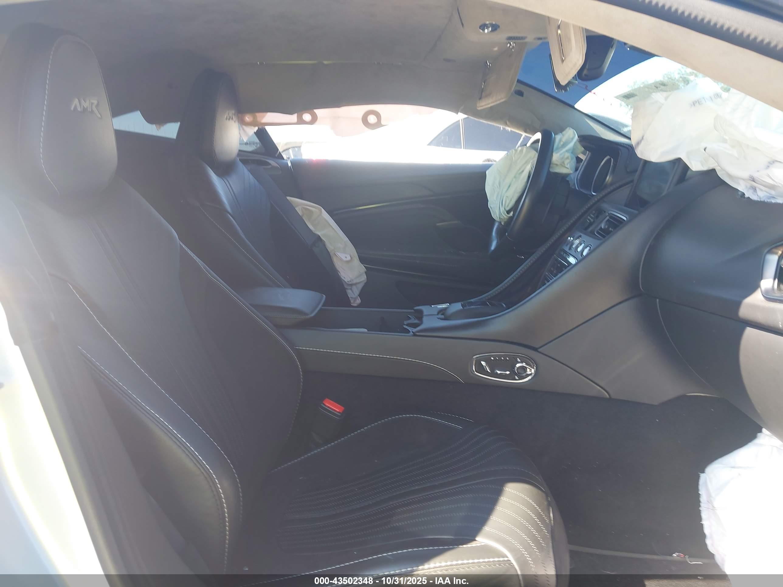 ASTON MARTIN image 5