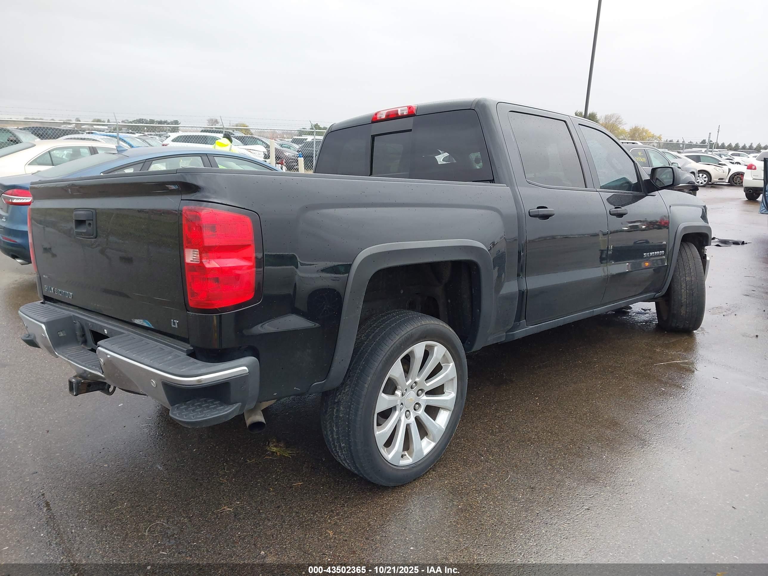 CHEVROLET SILVERADO image 4