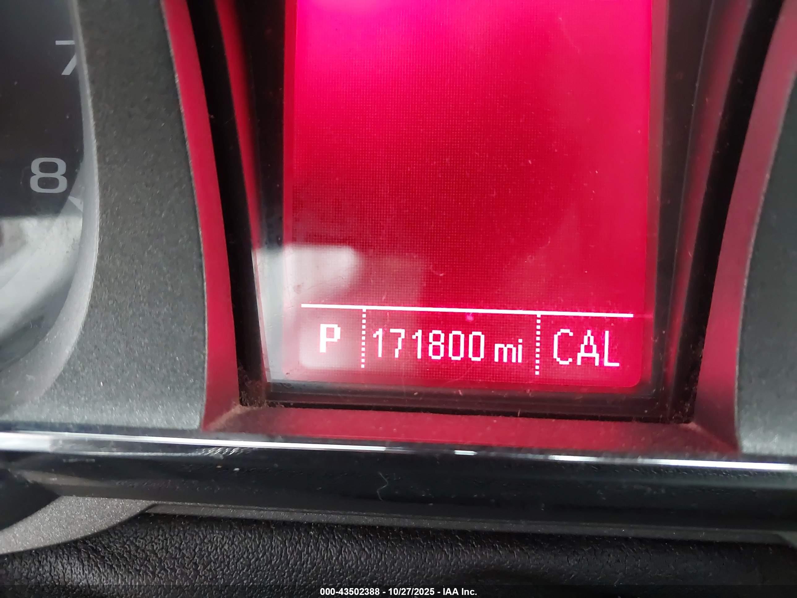 GMC TERRAIN image 7