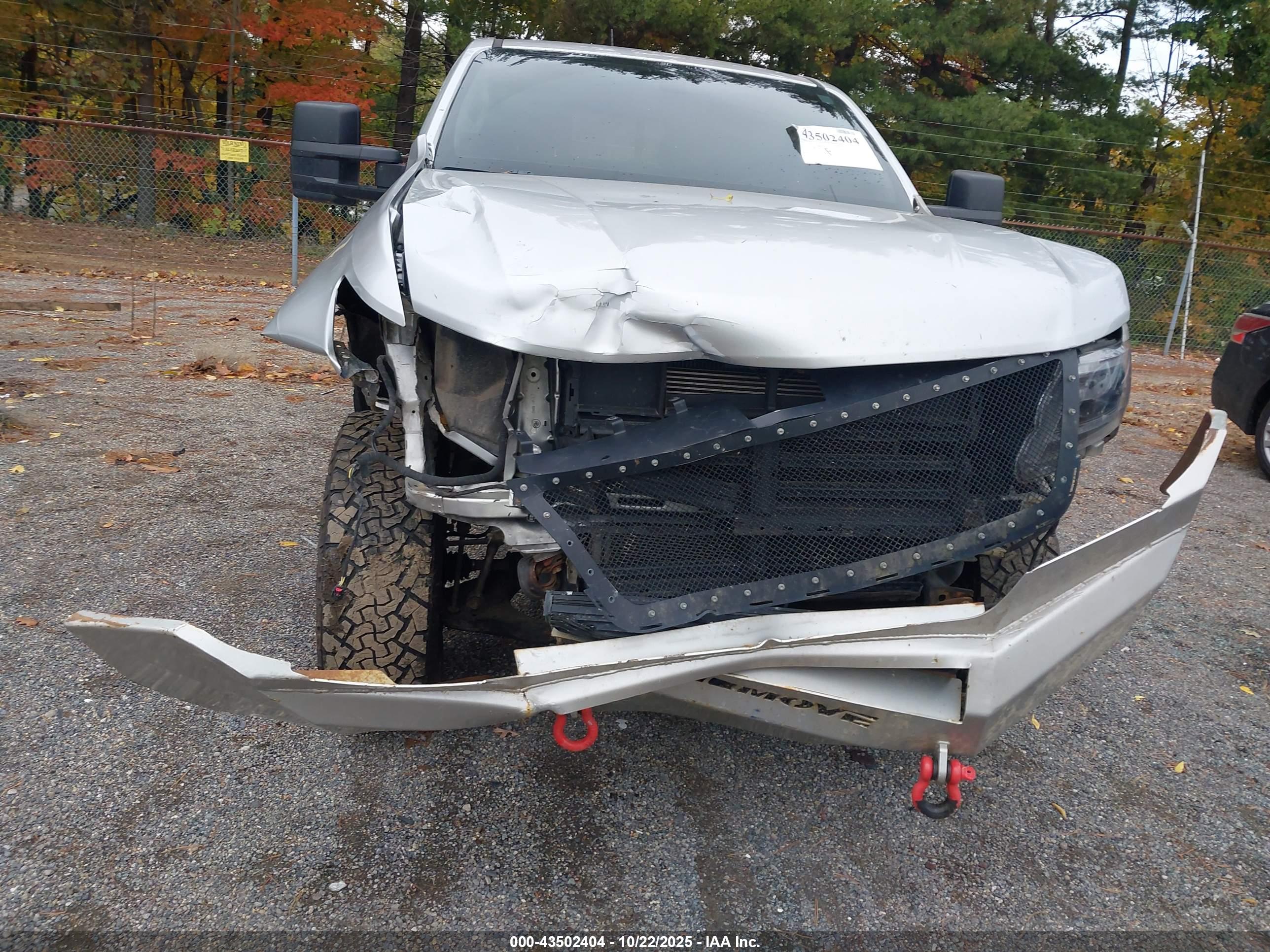 CHEVROLET COLORADO image 6