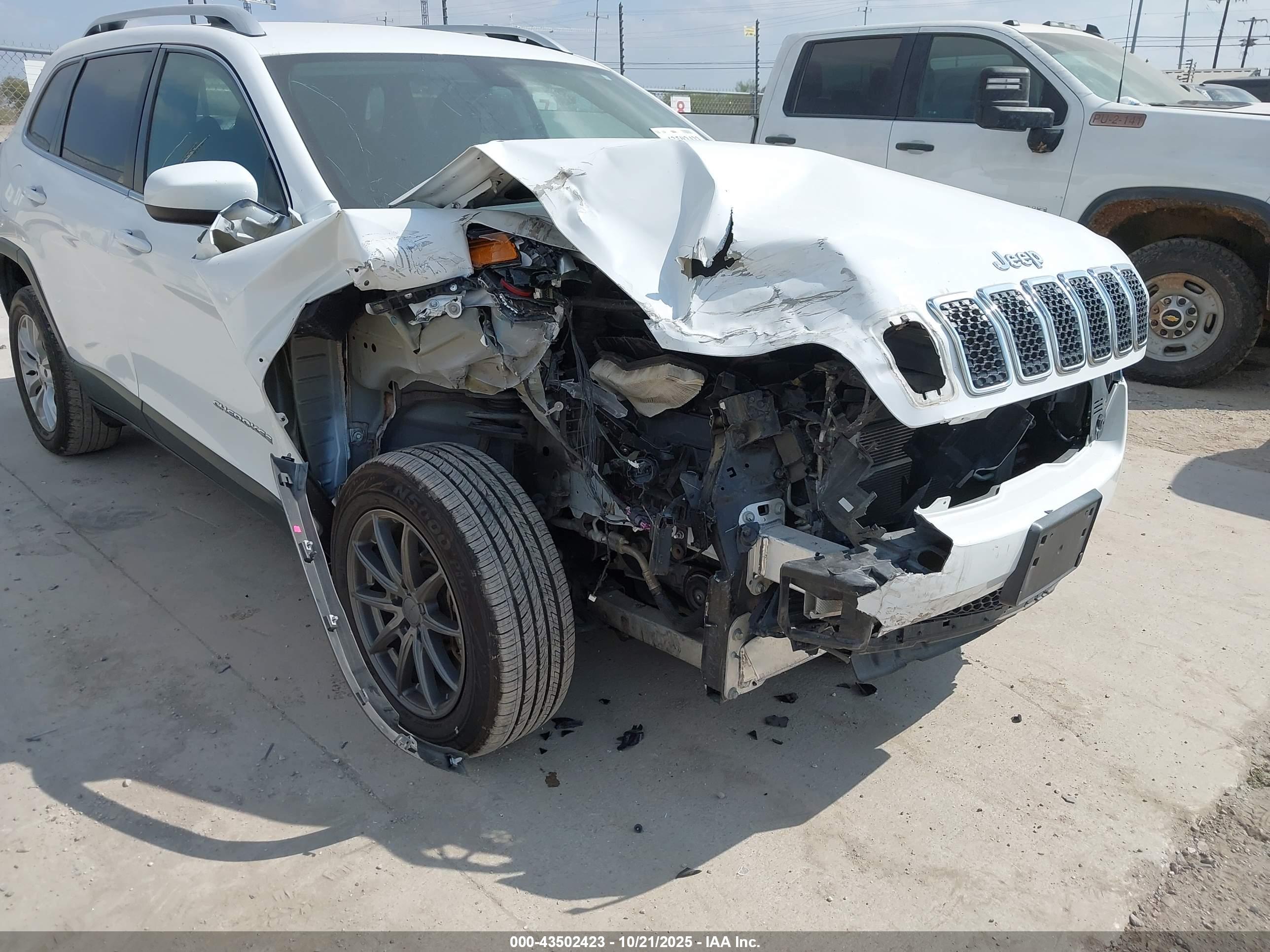 JEEP CHEROKEE image 6