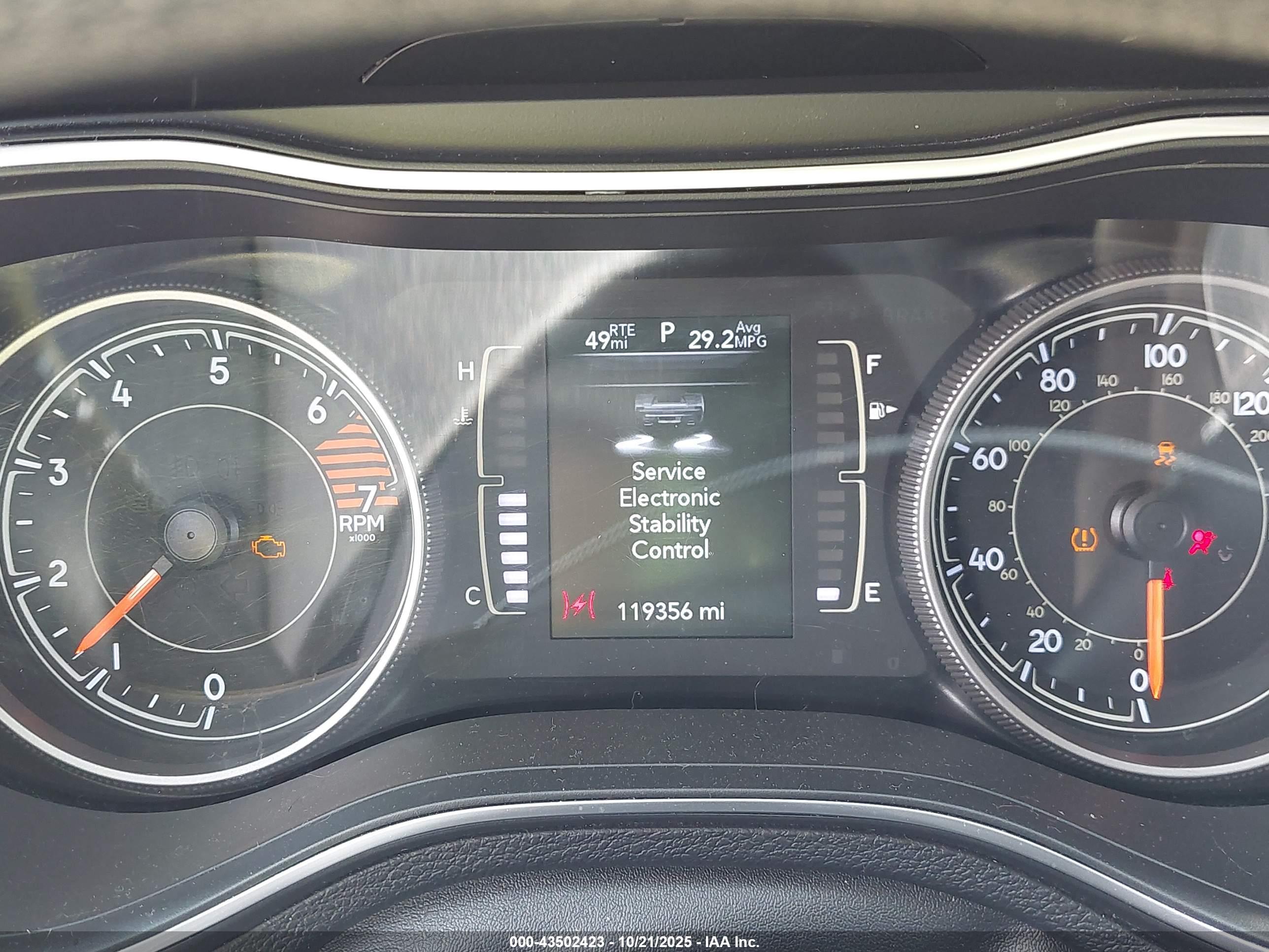 JEEP CHEROKEE image 7