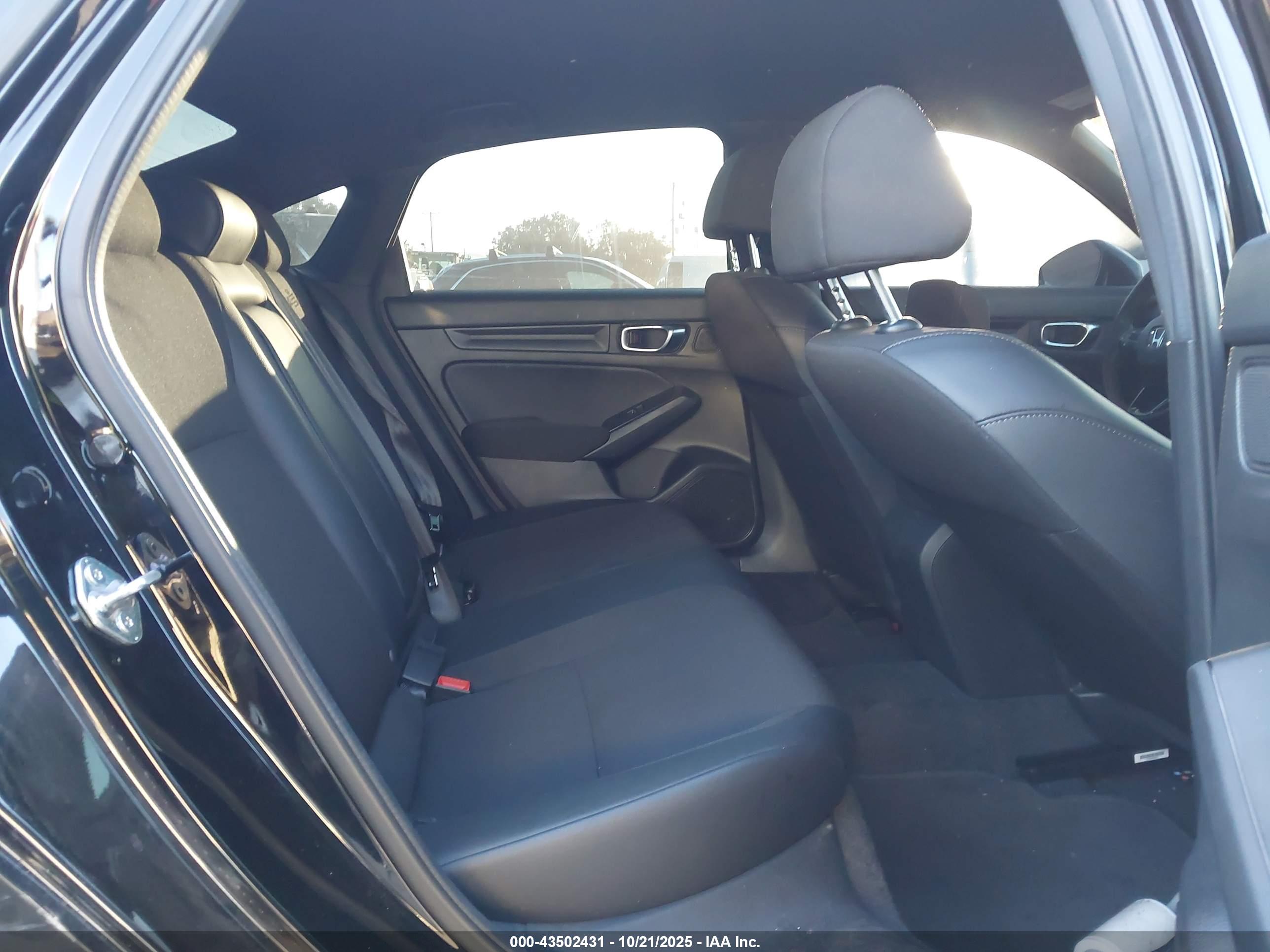 HONDA CIVIC image 8