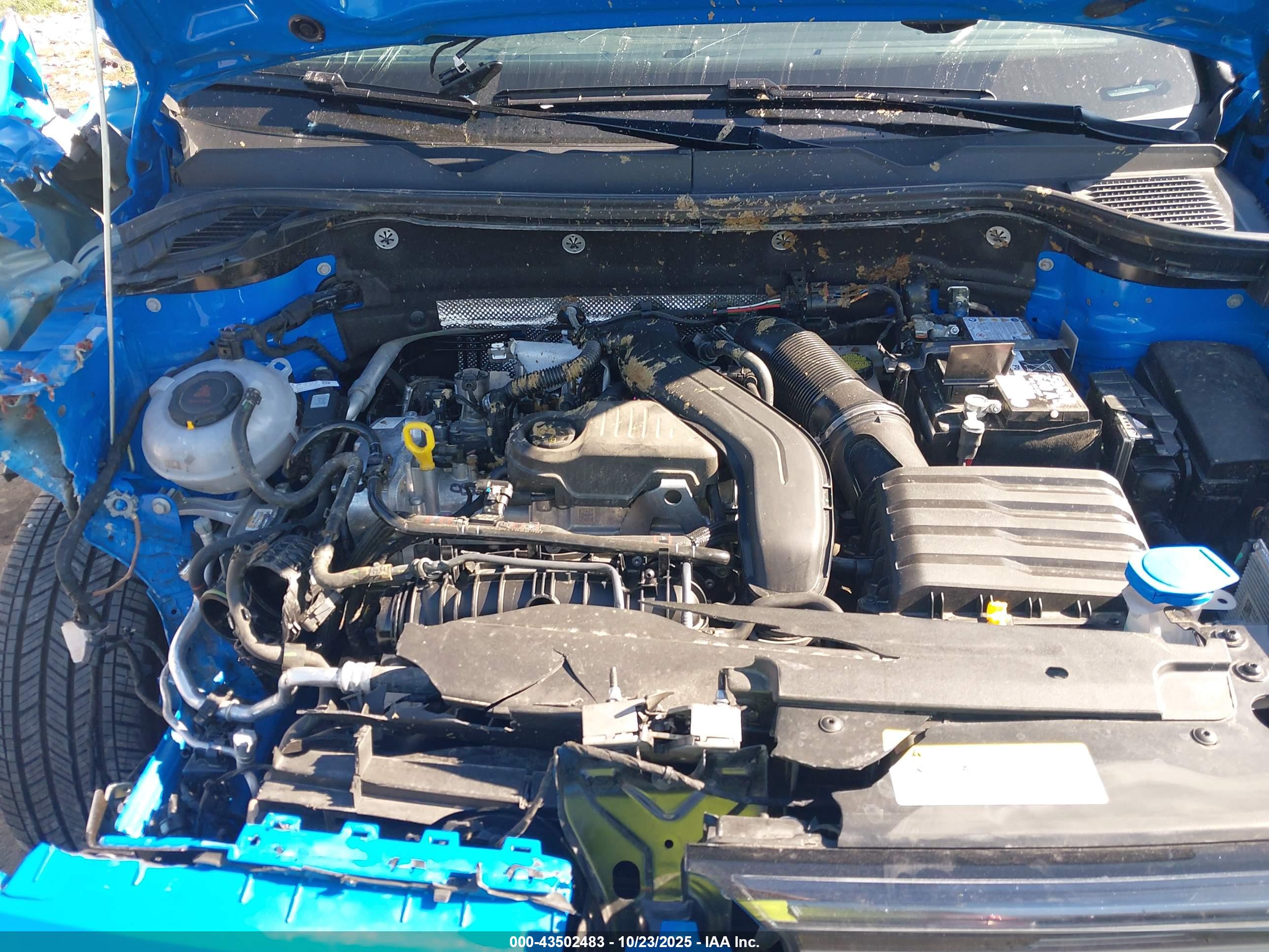 VOLKSWAGEN TAOS image 10