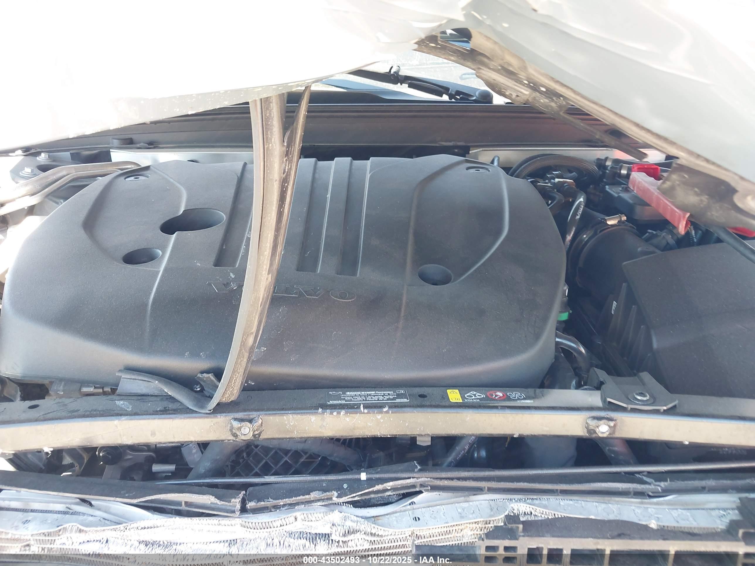 VOLVO S60 image 10