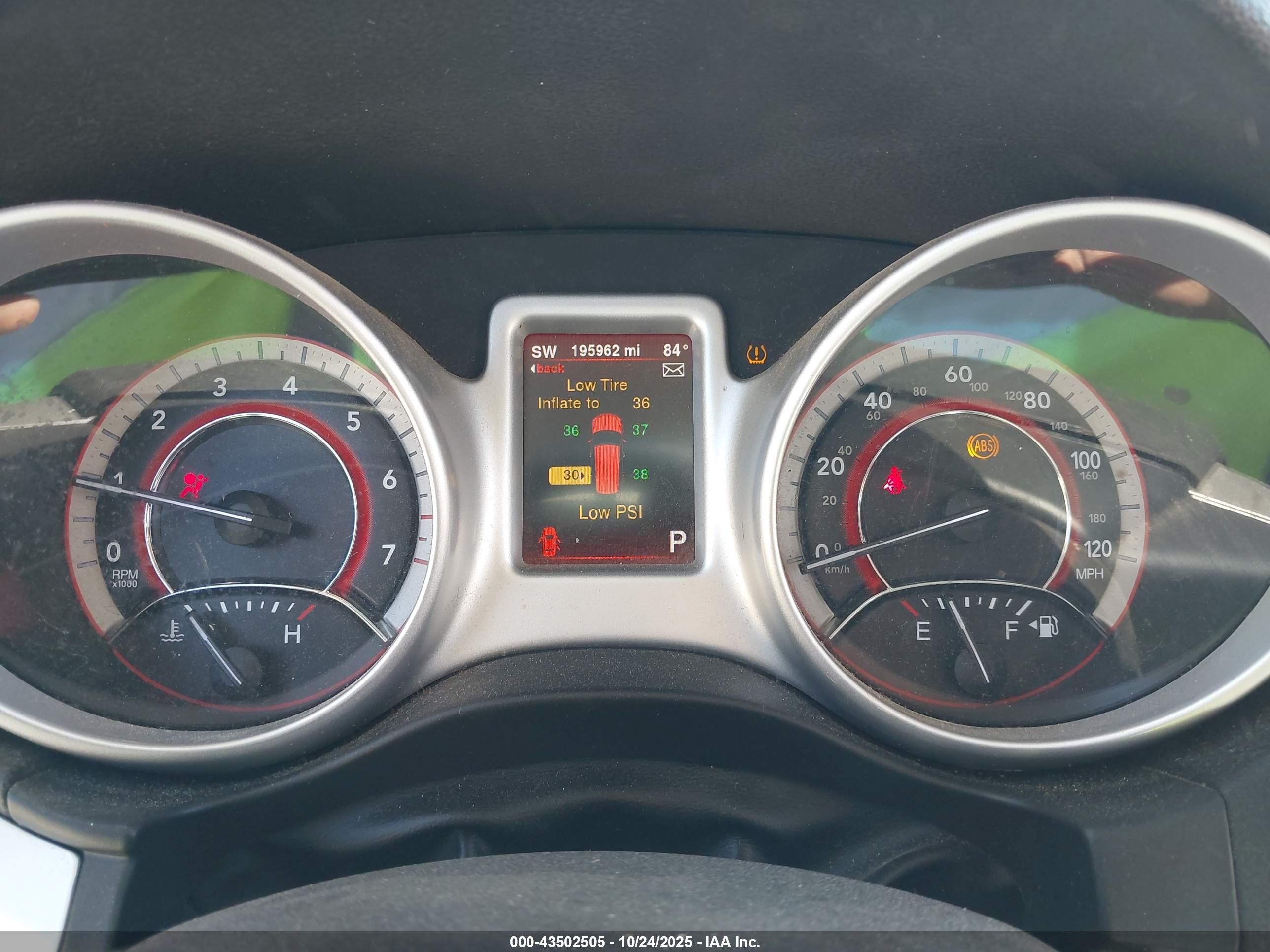 DODGE JOURNEY image 7