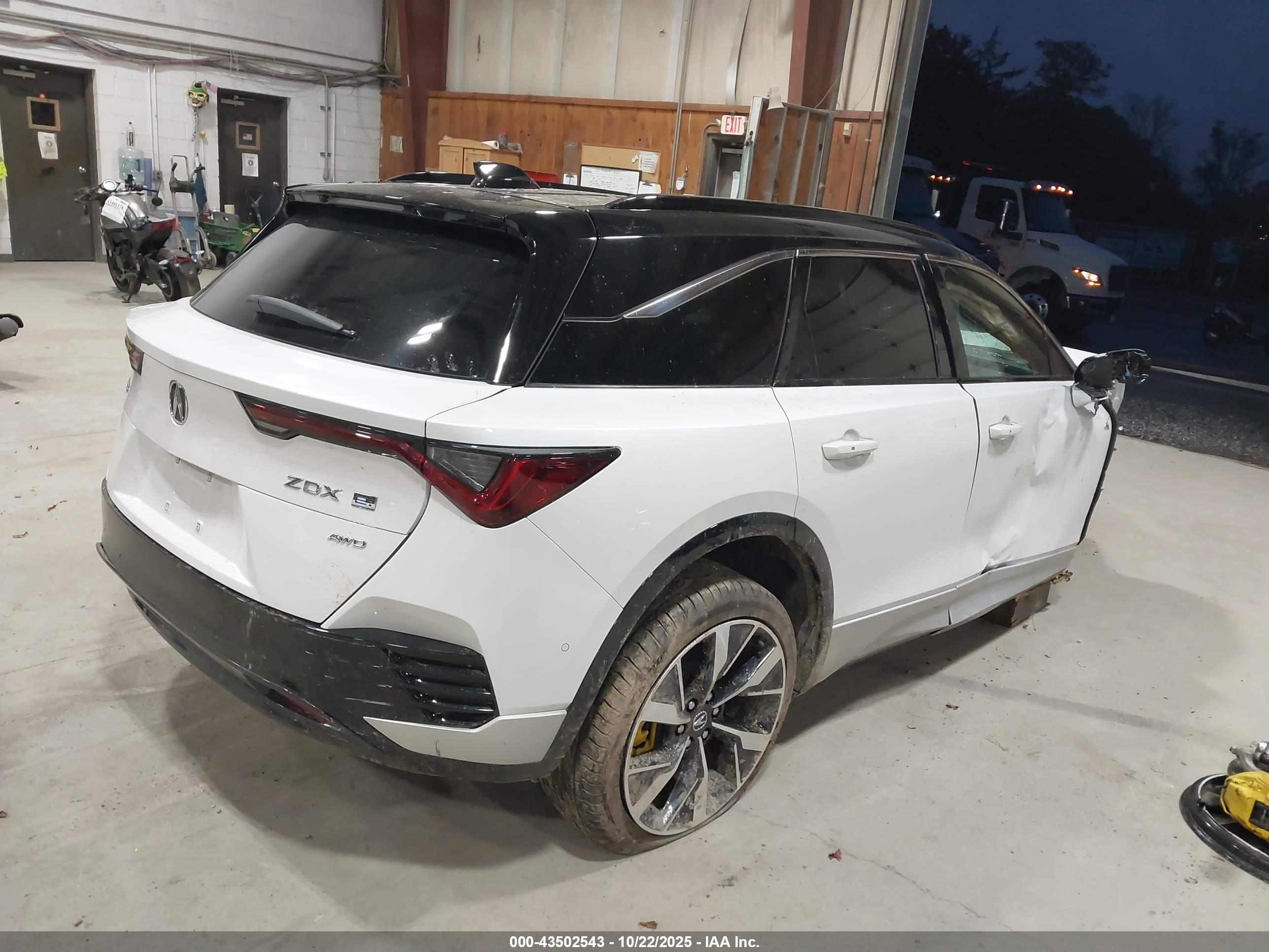 ACURA ZDX image 4