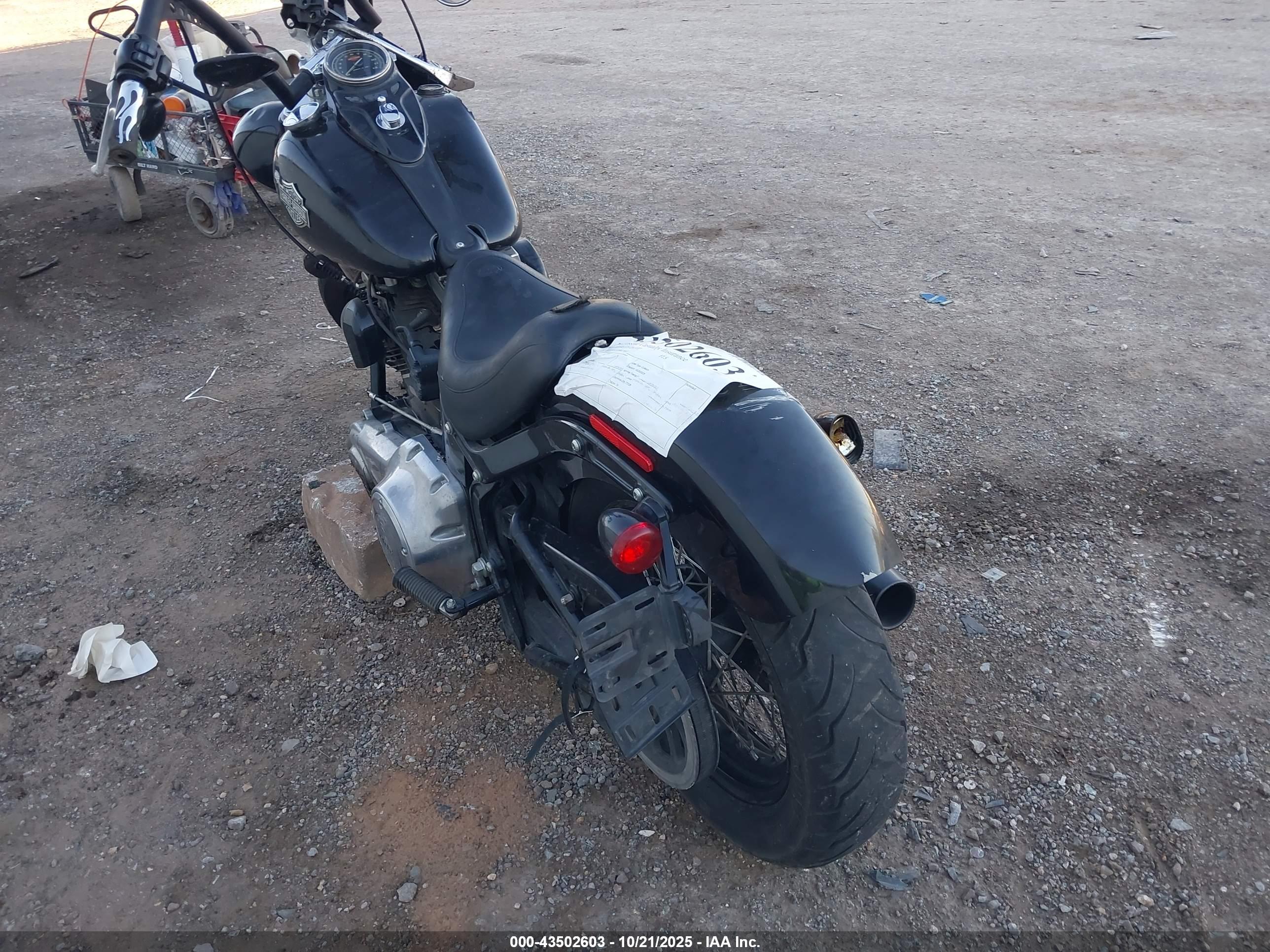 HARLEY-DAVIDSON FLS image 3