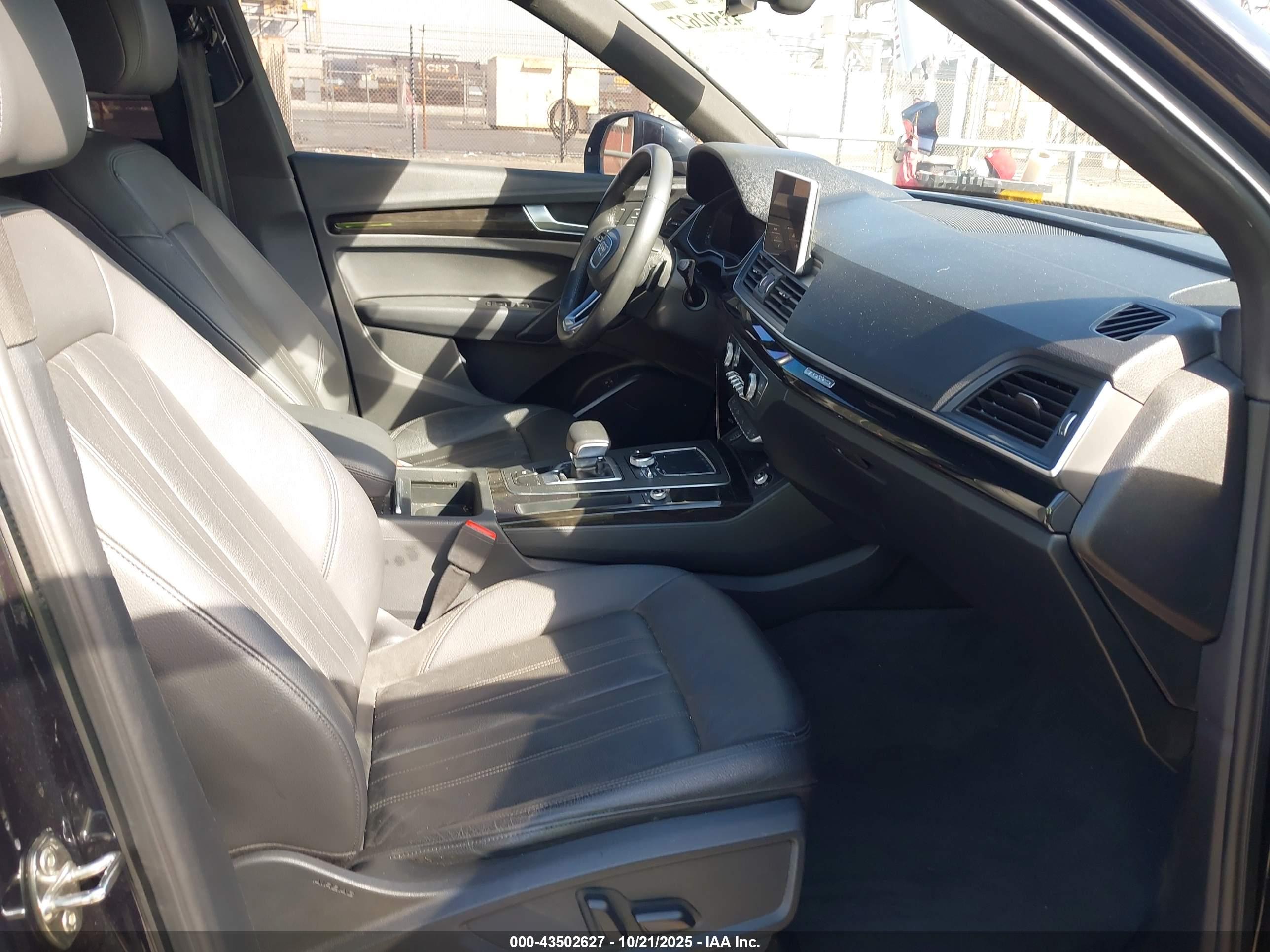 AUDI Q5 image 5