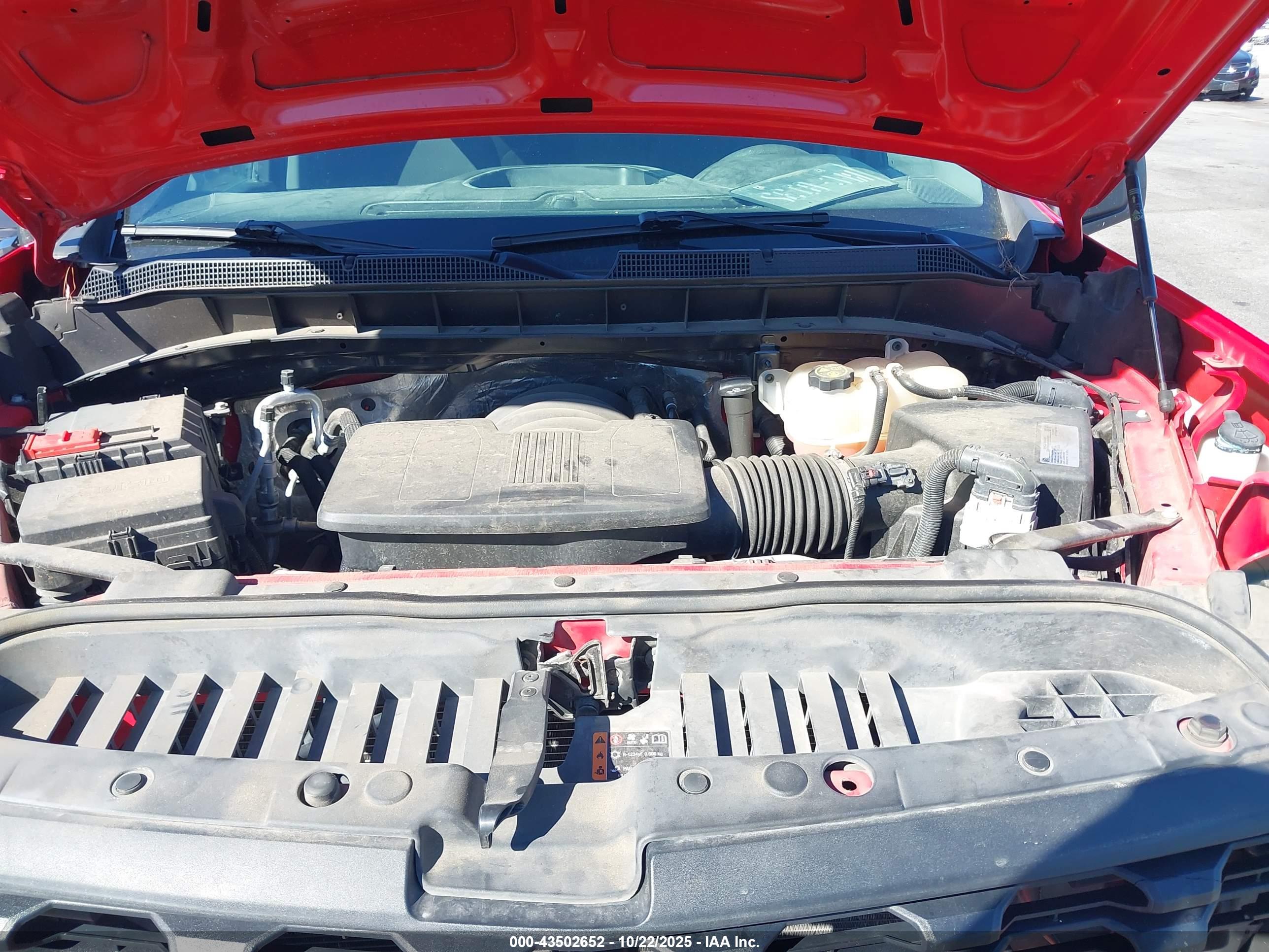 CHEVROLET SILVERADO image 10