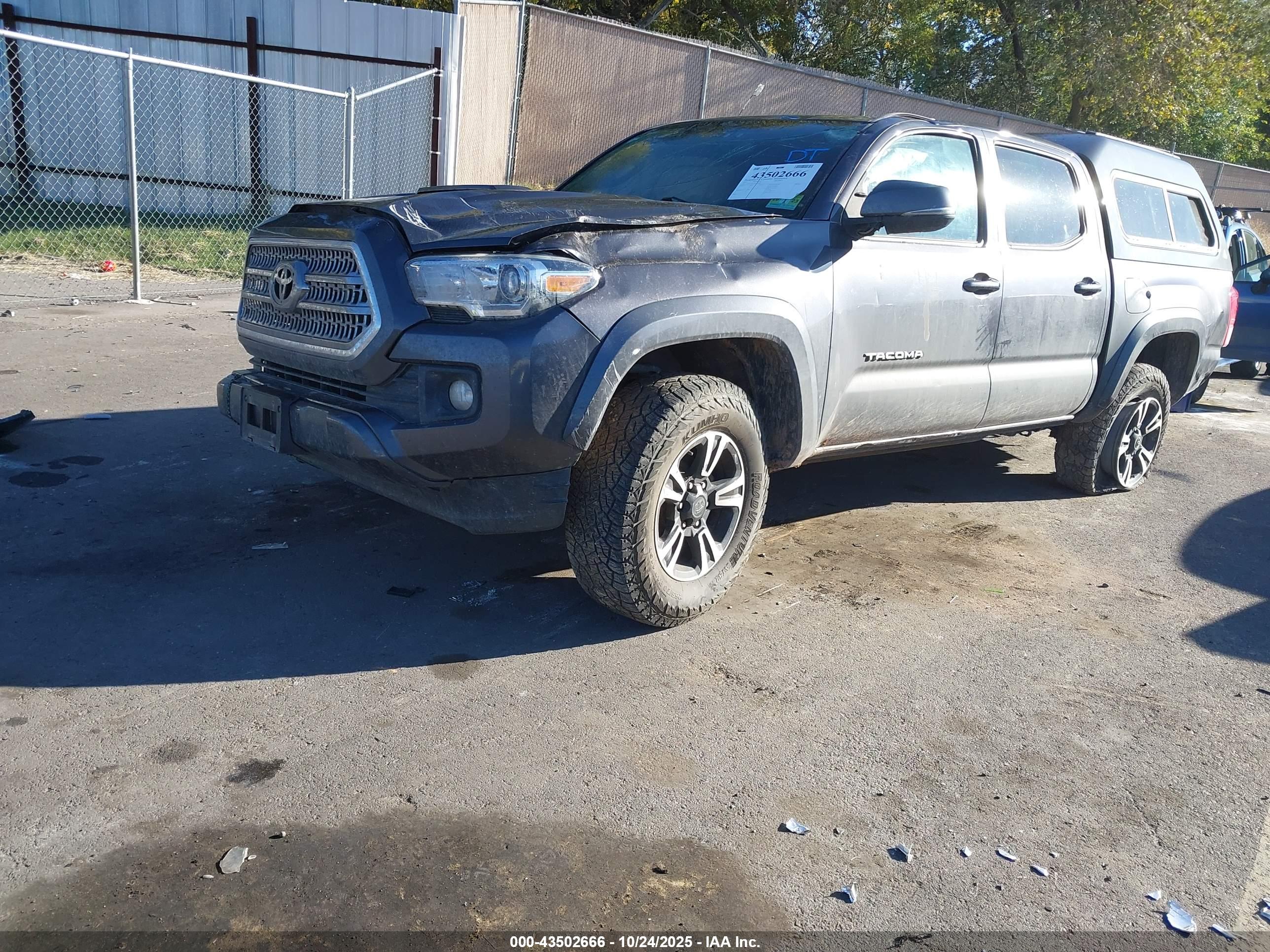 TOYOTA TACOMA image 2