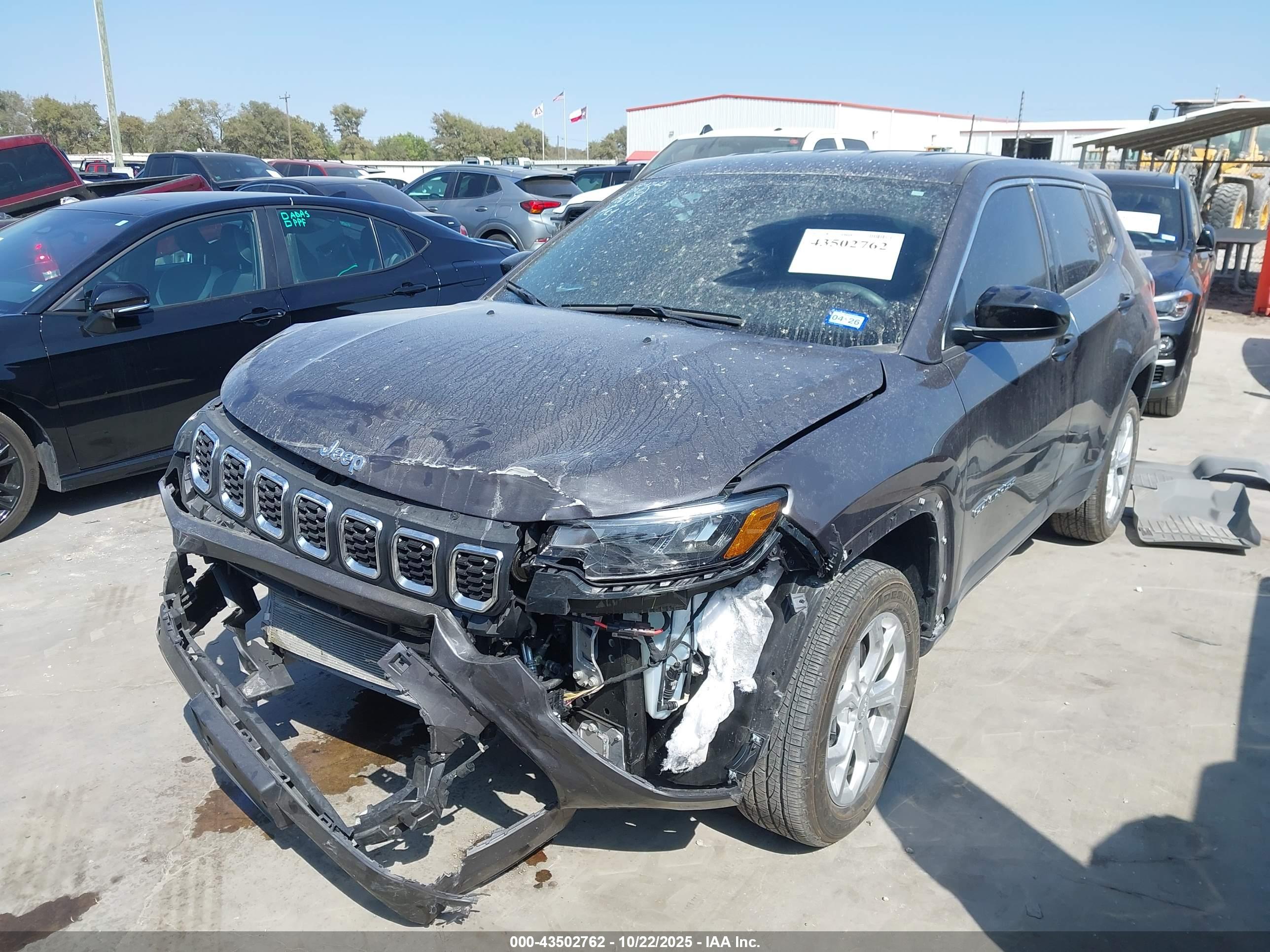 JEEP COMPASS image 2