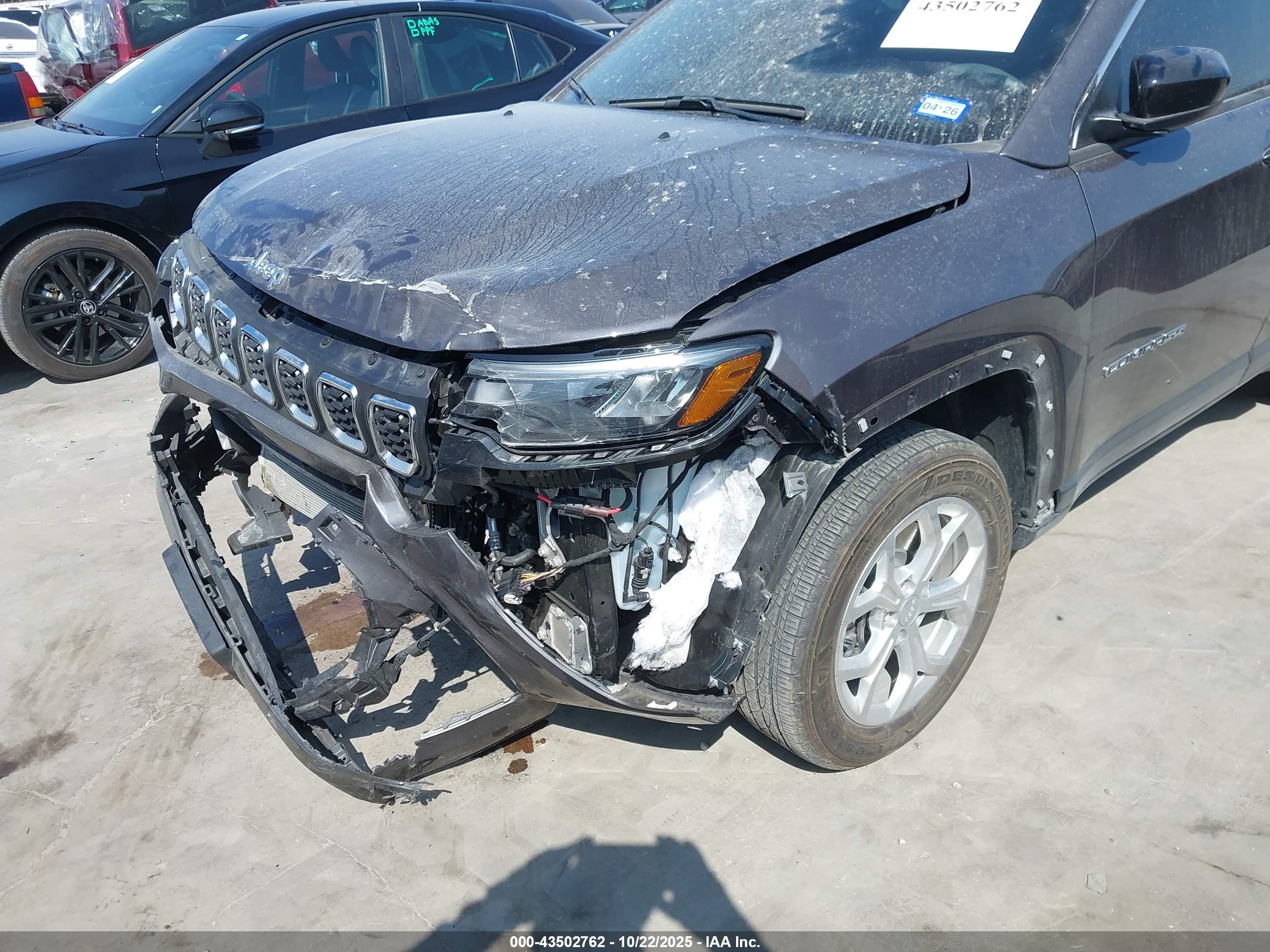 JEEP COMPASS image 6