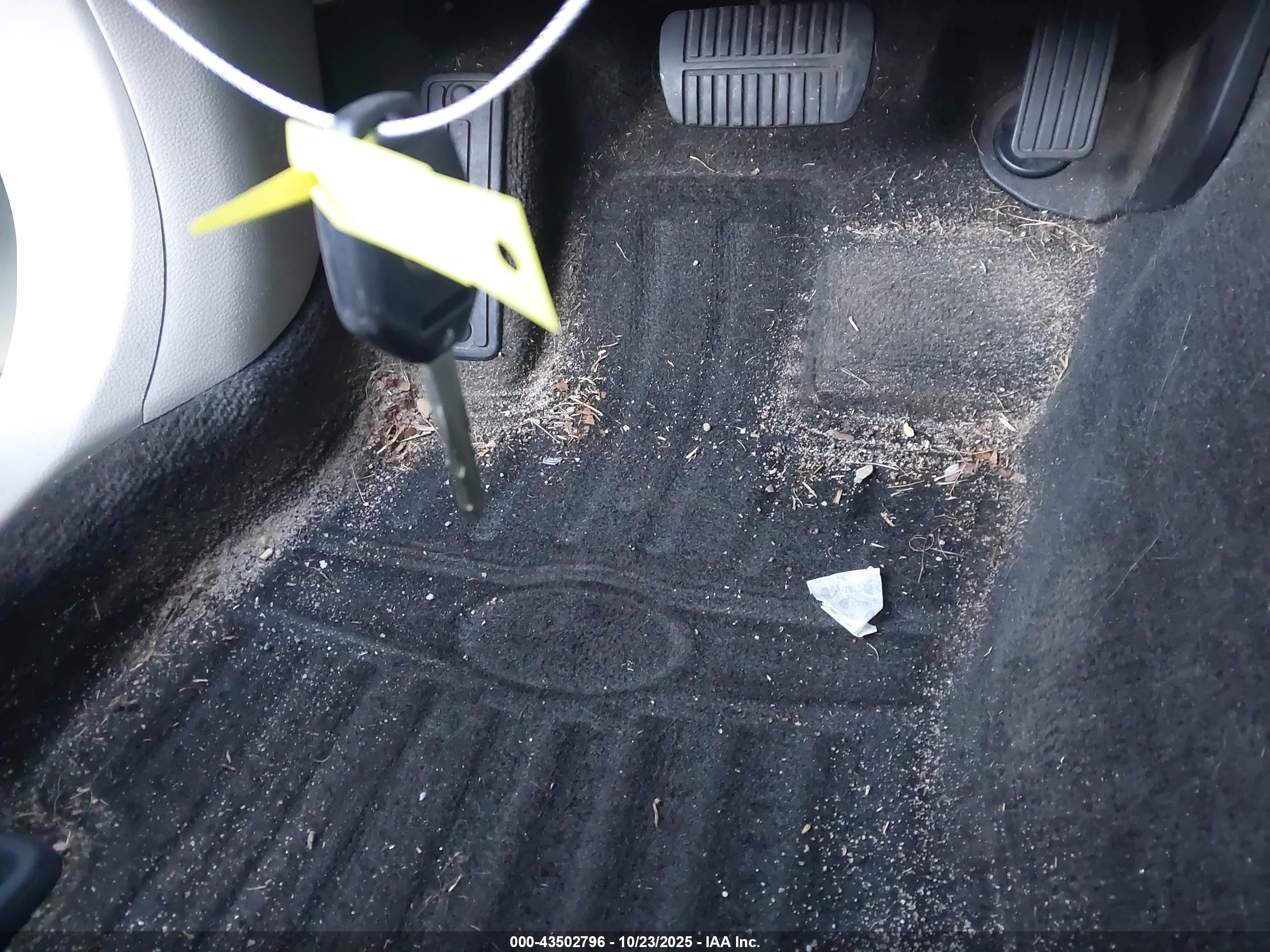 SUBARU OUTBACK image 11