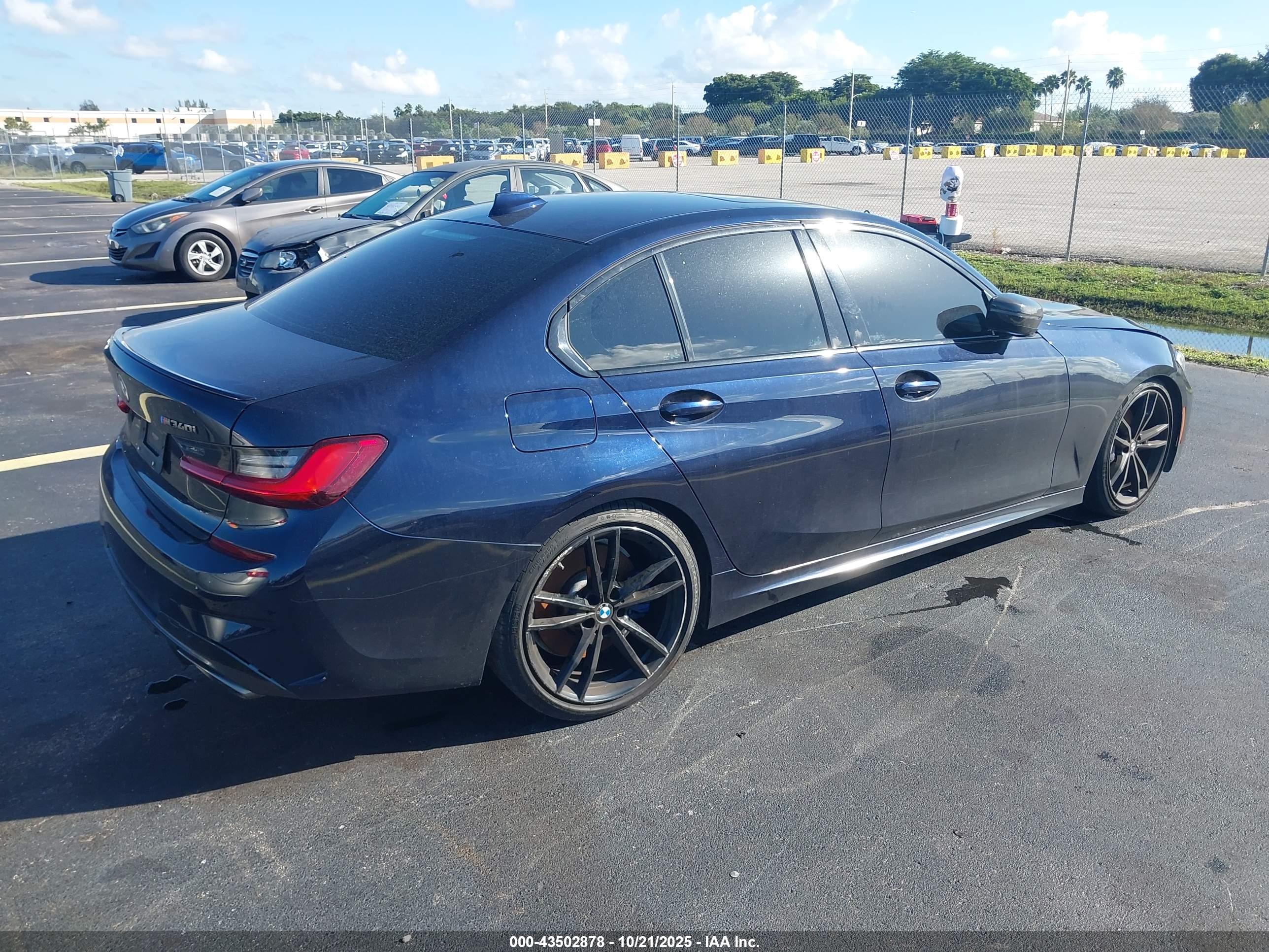 BMW 3 image 4