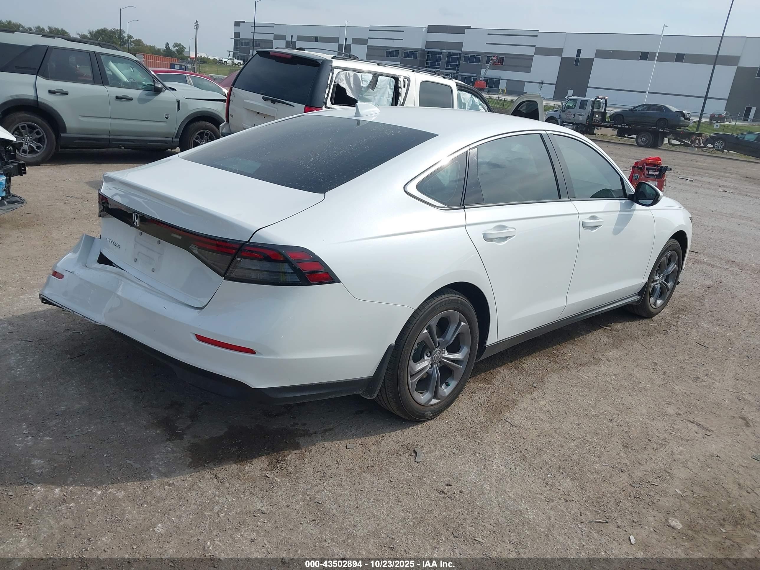 HONDA ACCORD image 4