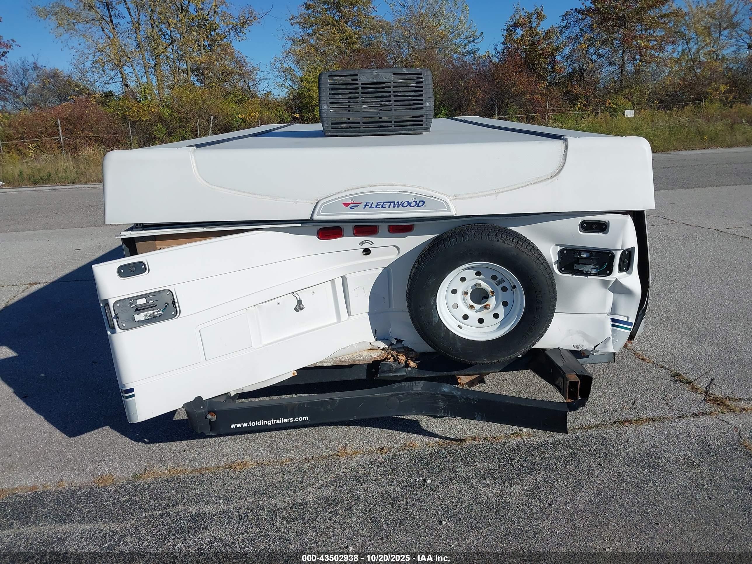 FLEETWOOD AMERICANA image 6