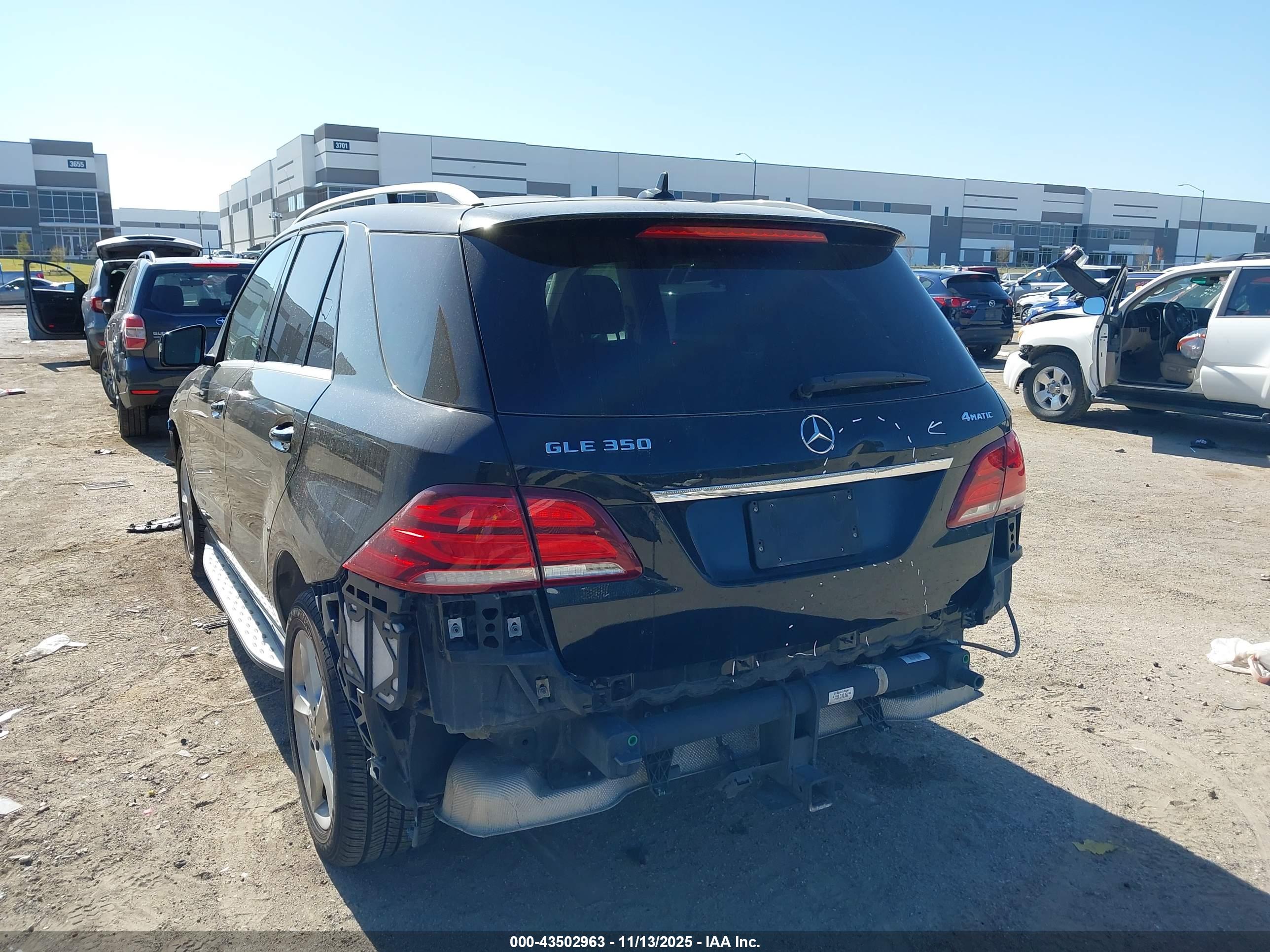 MERCEDES-BENZ GLE image 3
