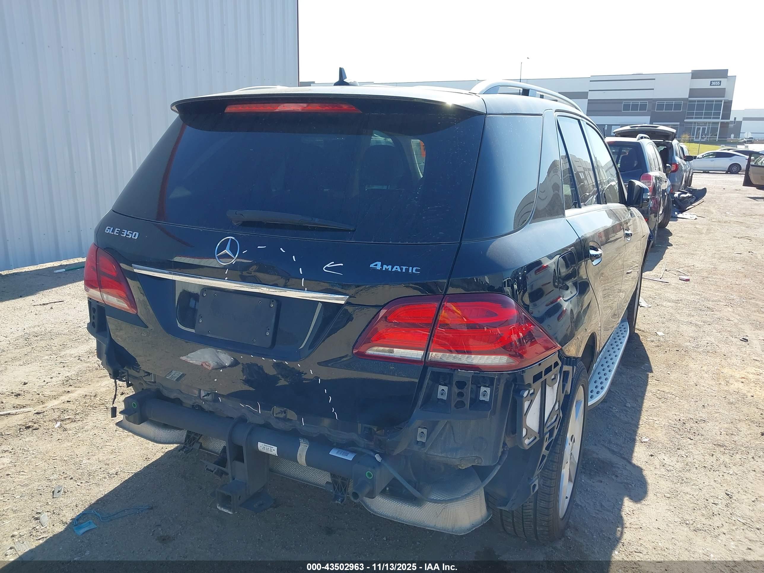 MERCEDES-BENZ GLE image 4