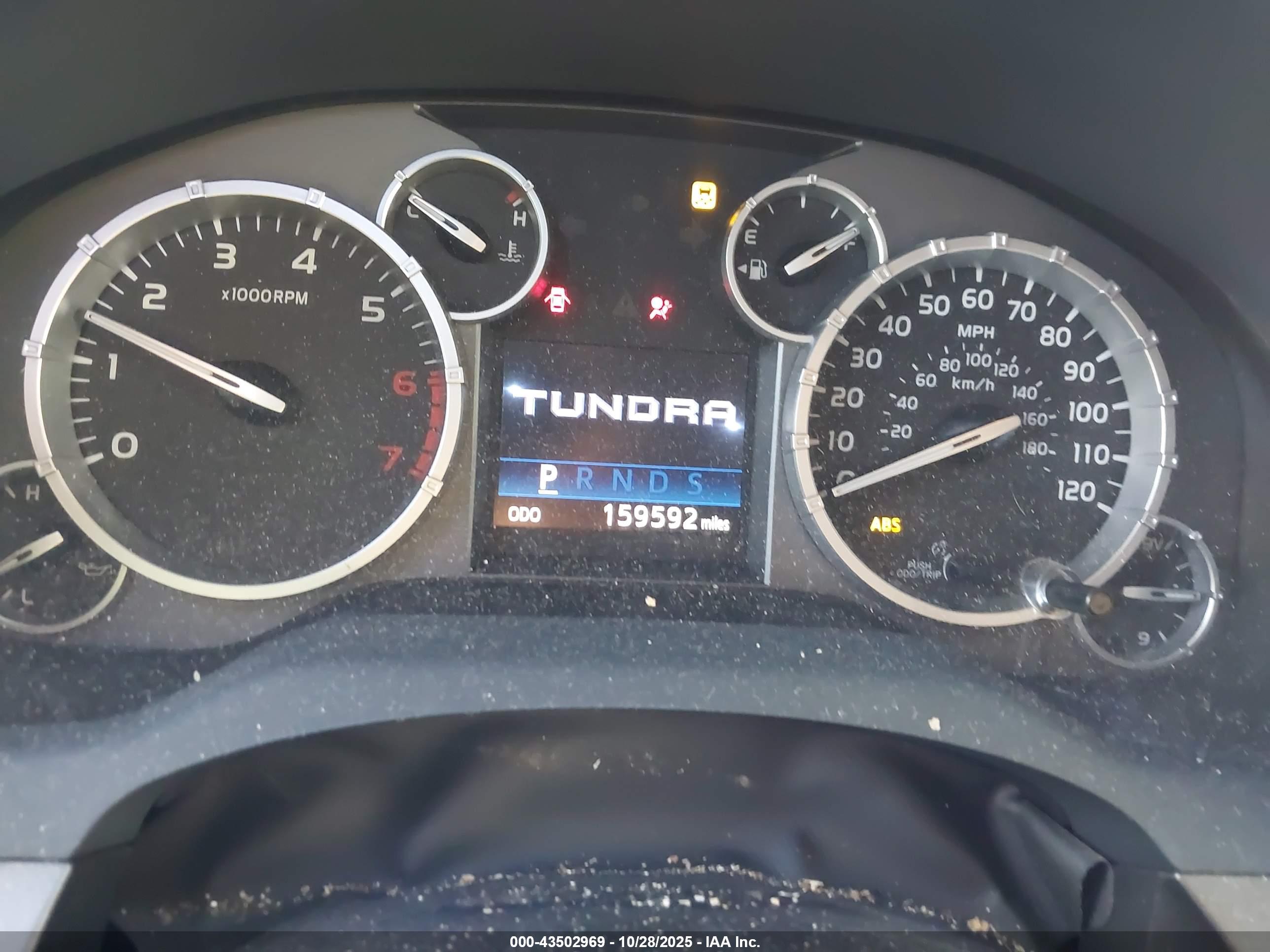 TOYOTA TUNDRA image 7