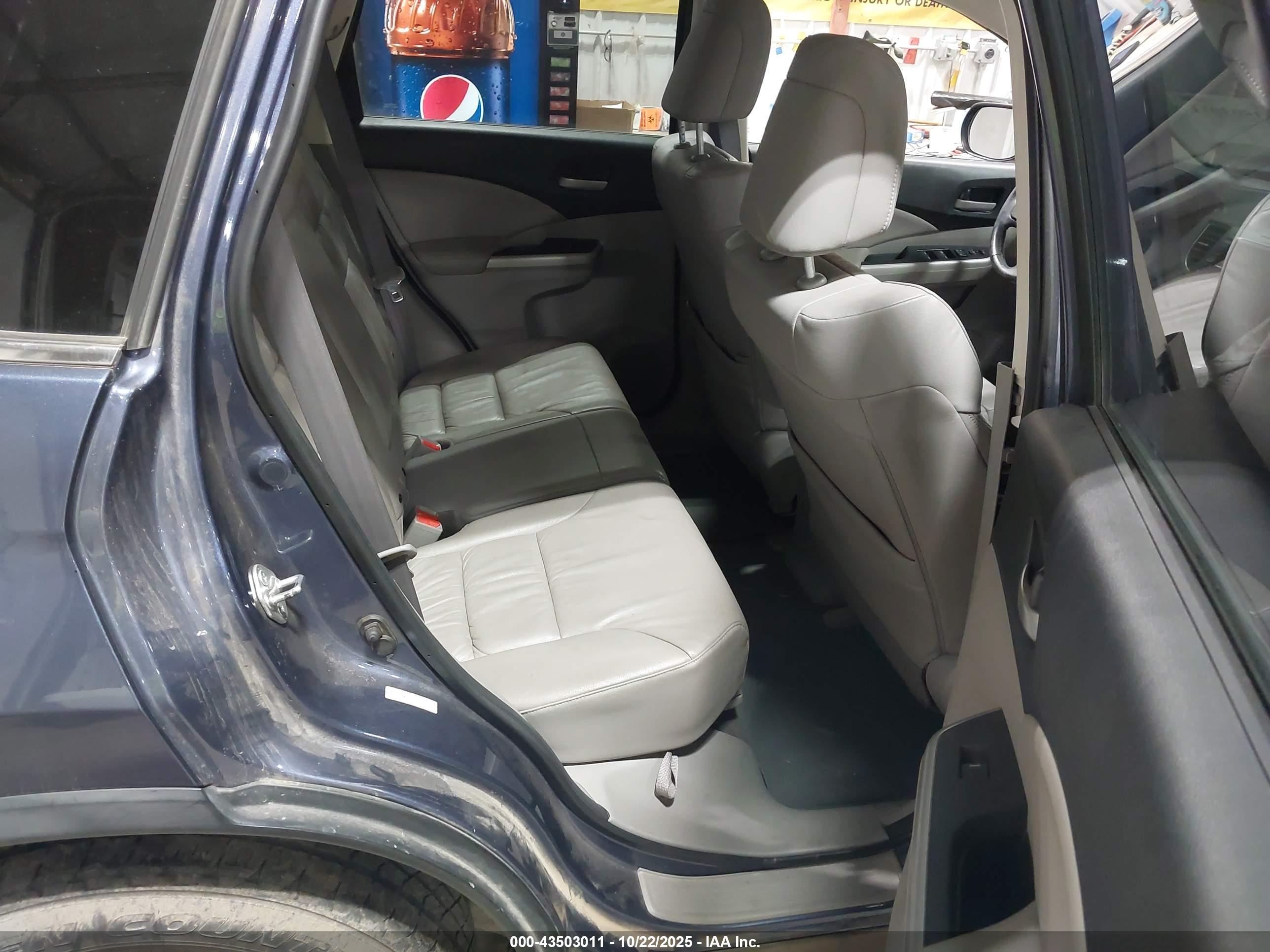 HONDA CR-V image 8