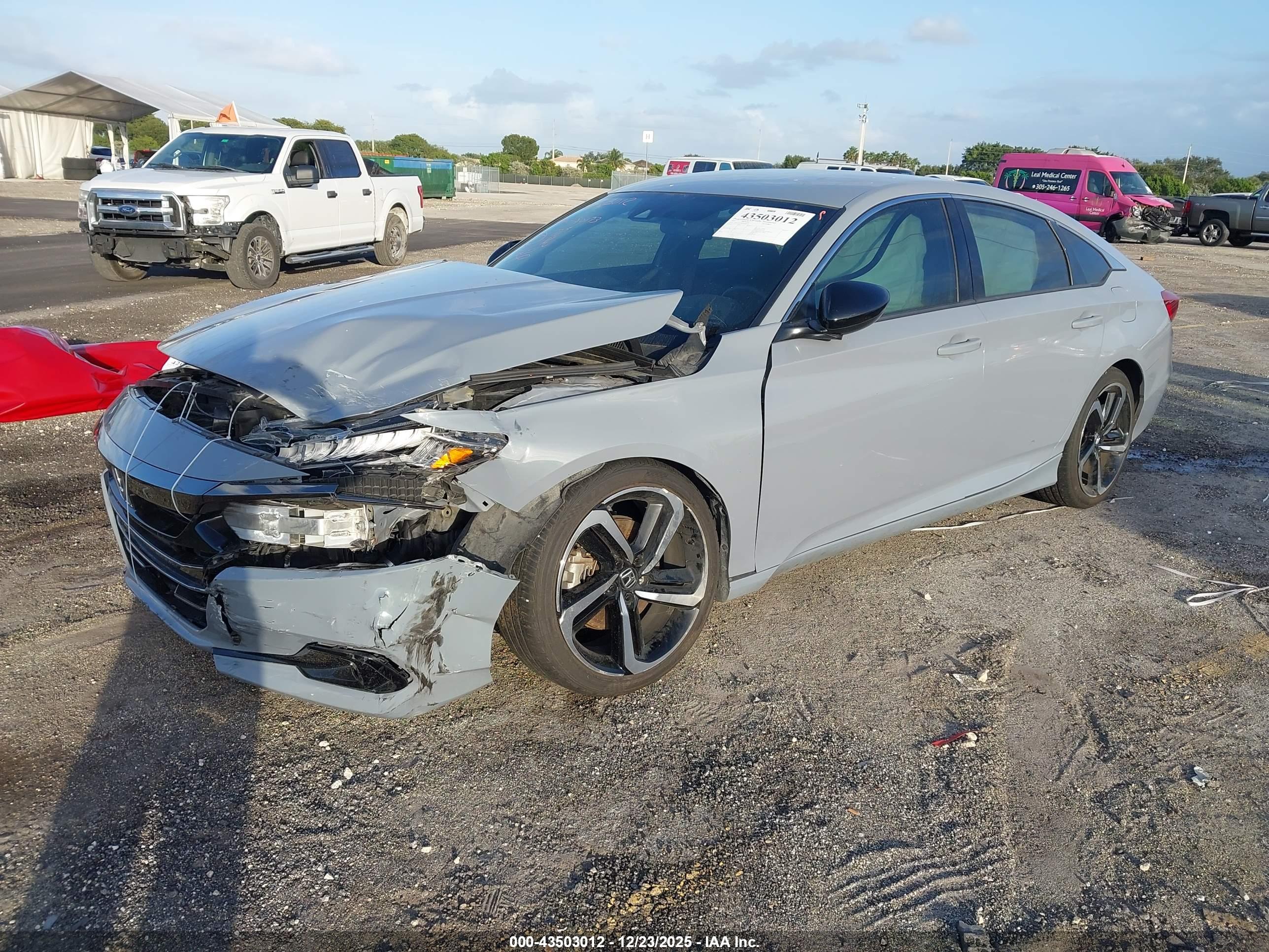 HONDA ACCORD image 2