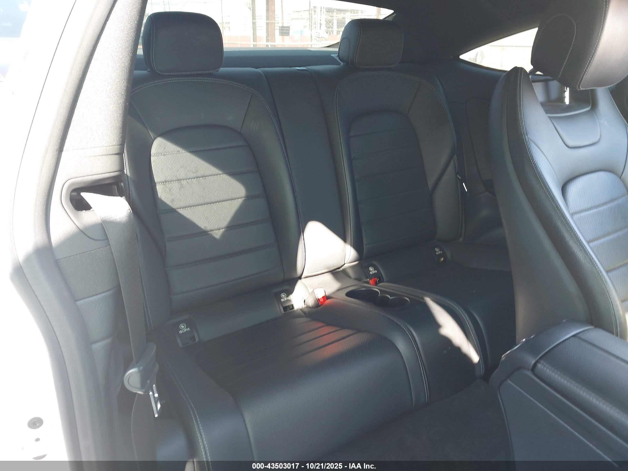 MERCEDES-BENZ C image 8