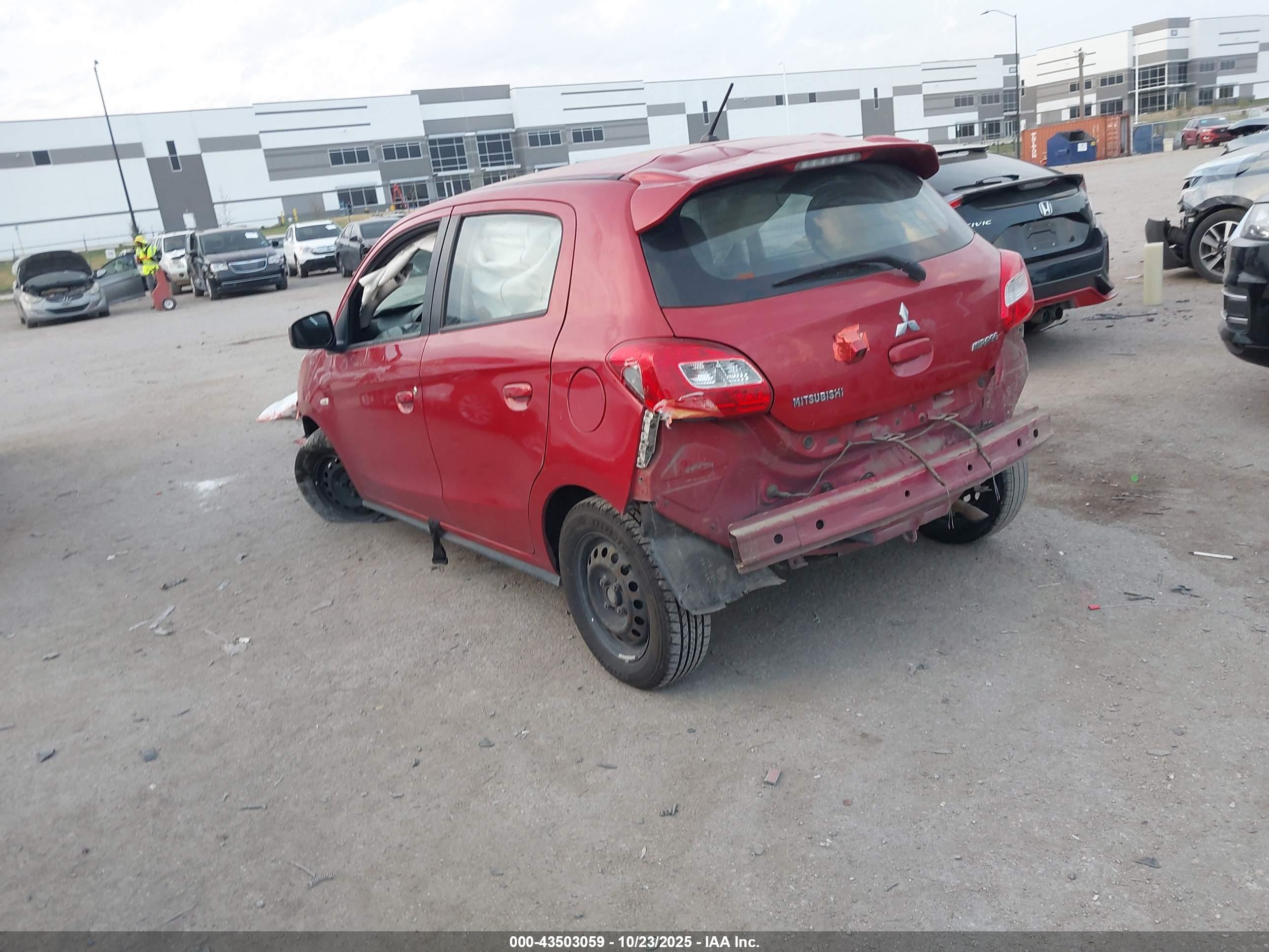 MITSUBISHI MIRAGE image 3