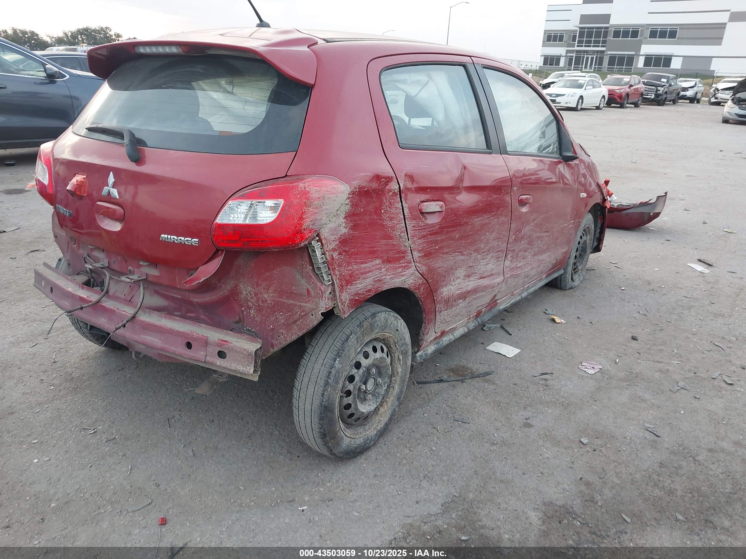 MITSUBISHI MIRAGE image 4