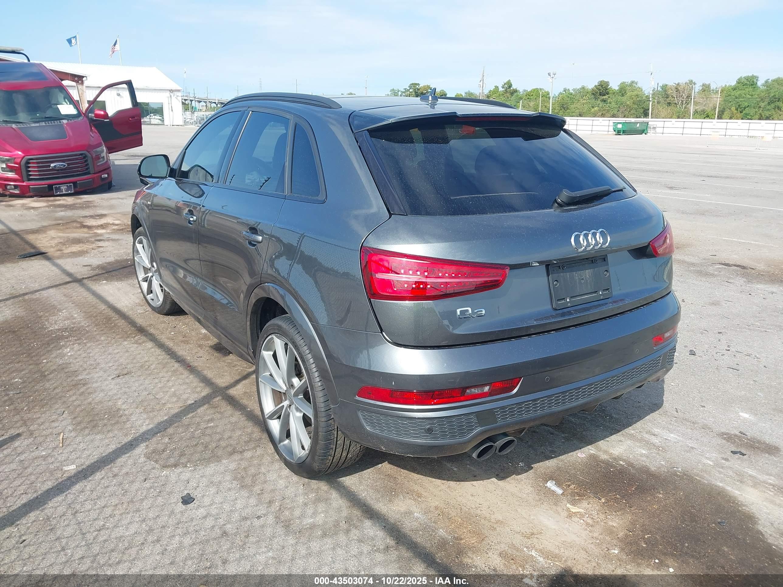 AUDI Q3 image 3