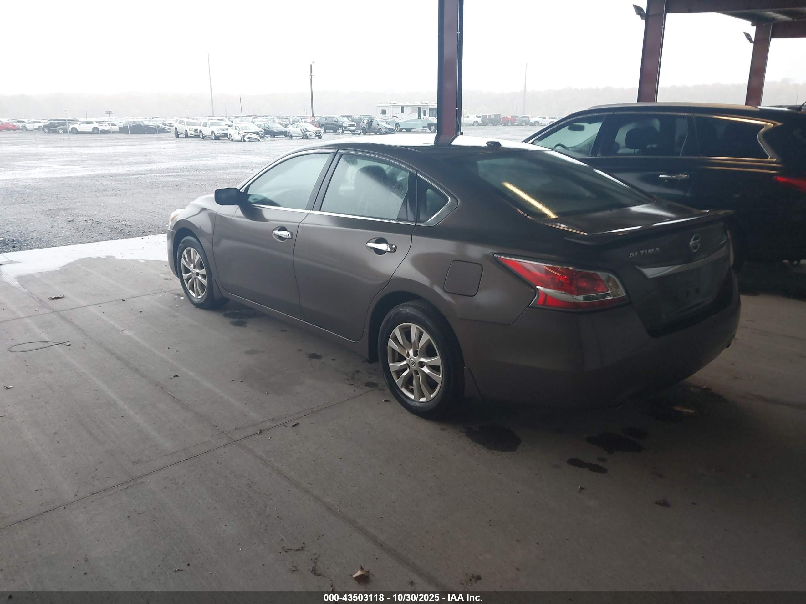 NISSAN ALTIMA image 3