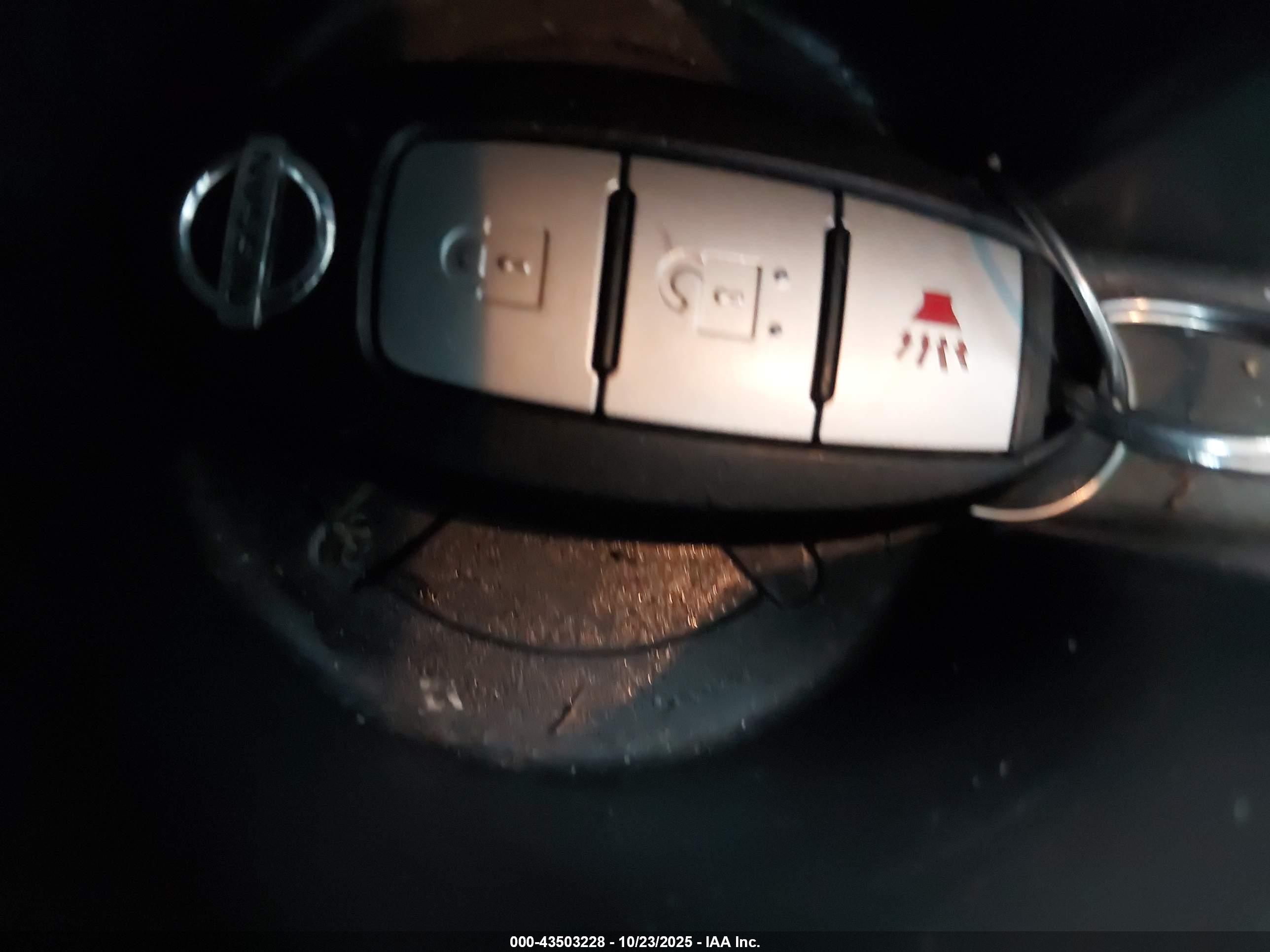 NISSAN KICKS image 11