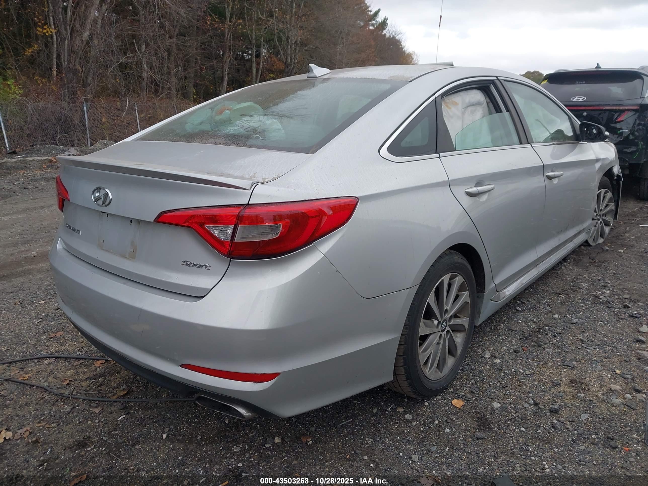 HYUNDAI SONATA image 4