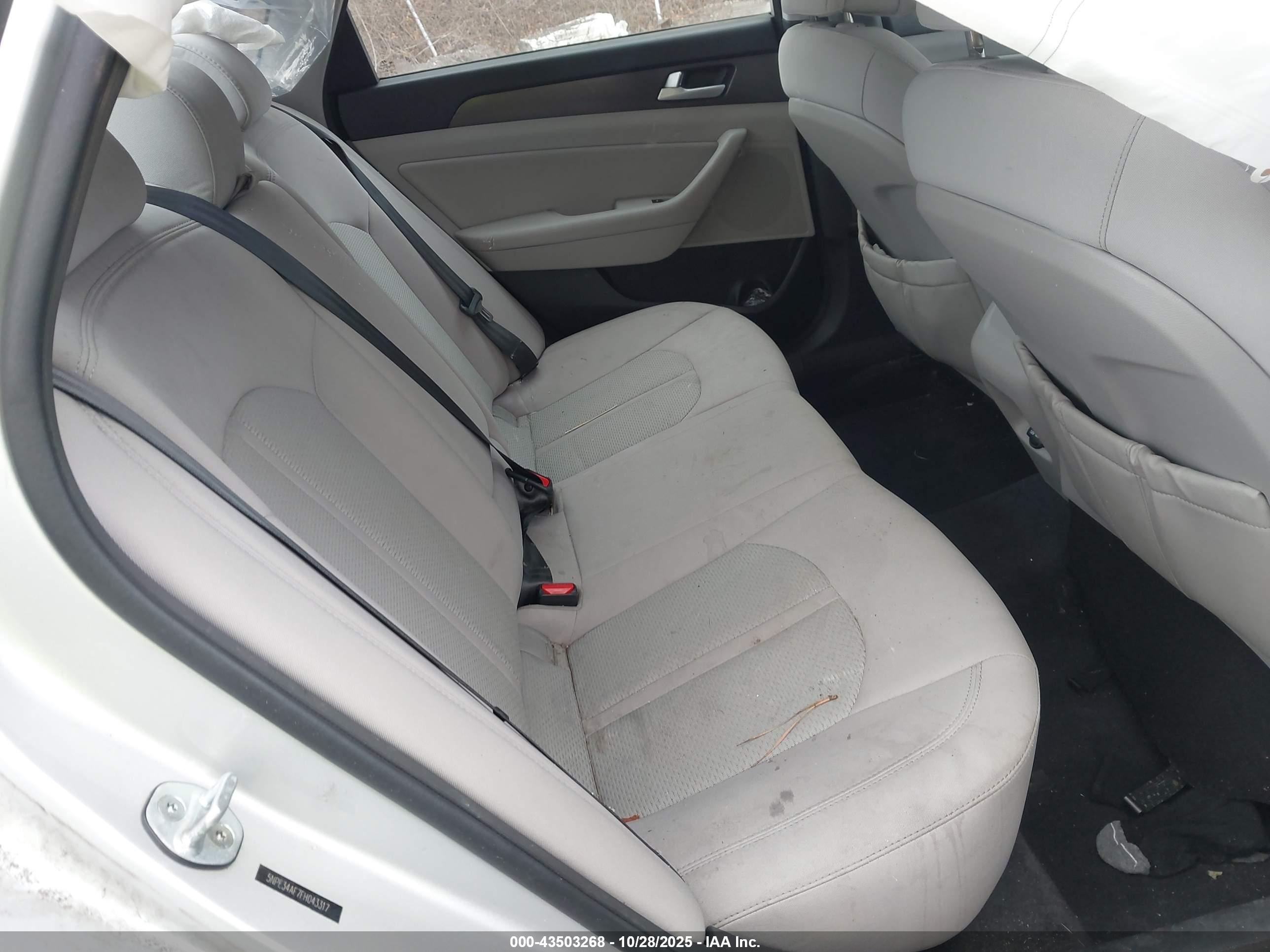 HYUNDAI SONATA image 8