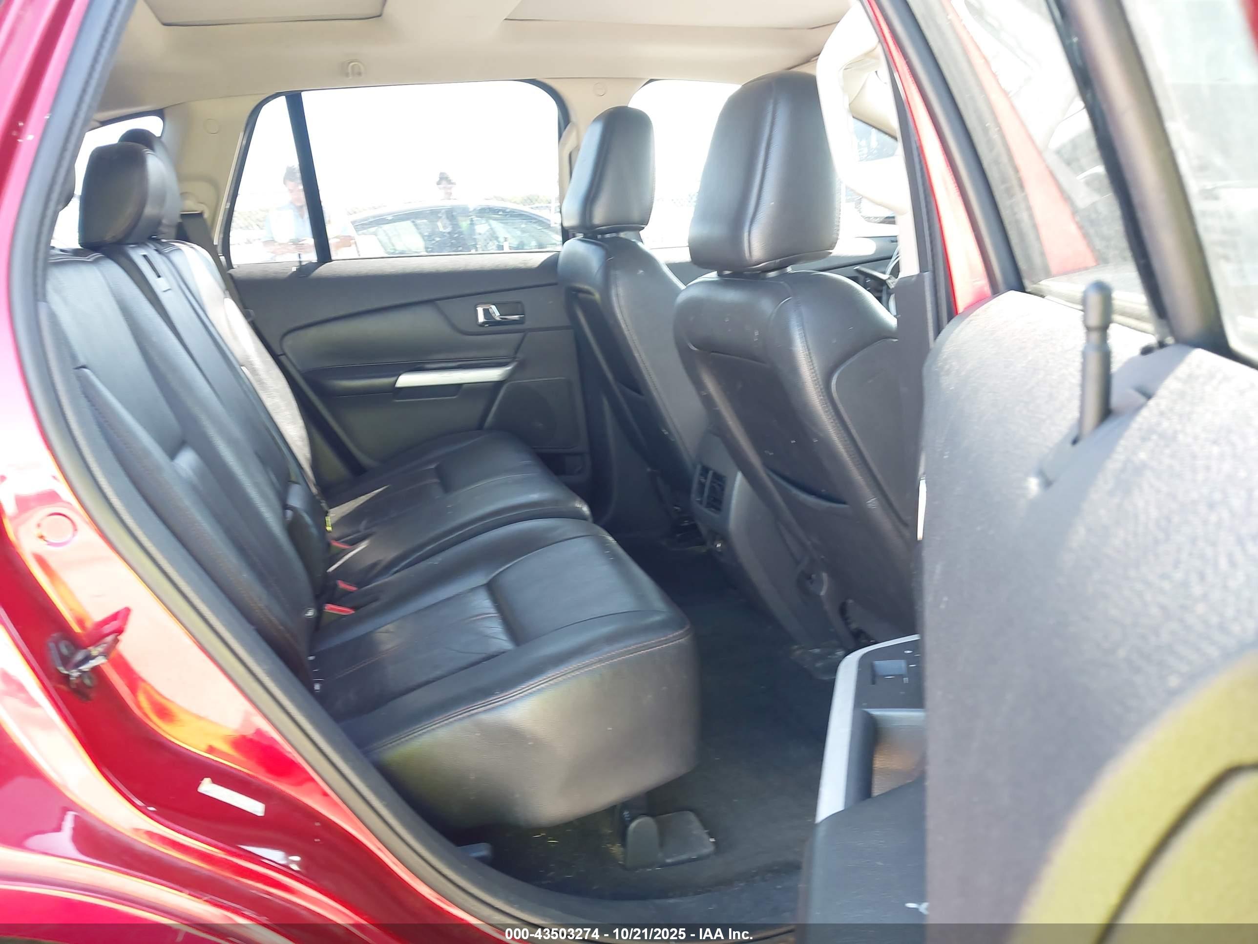 FORD EDGE image 8