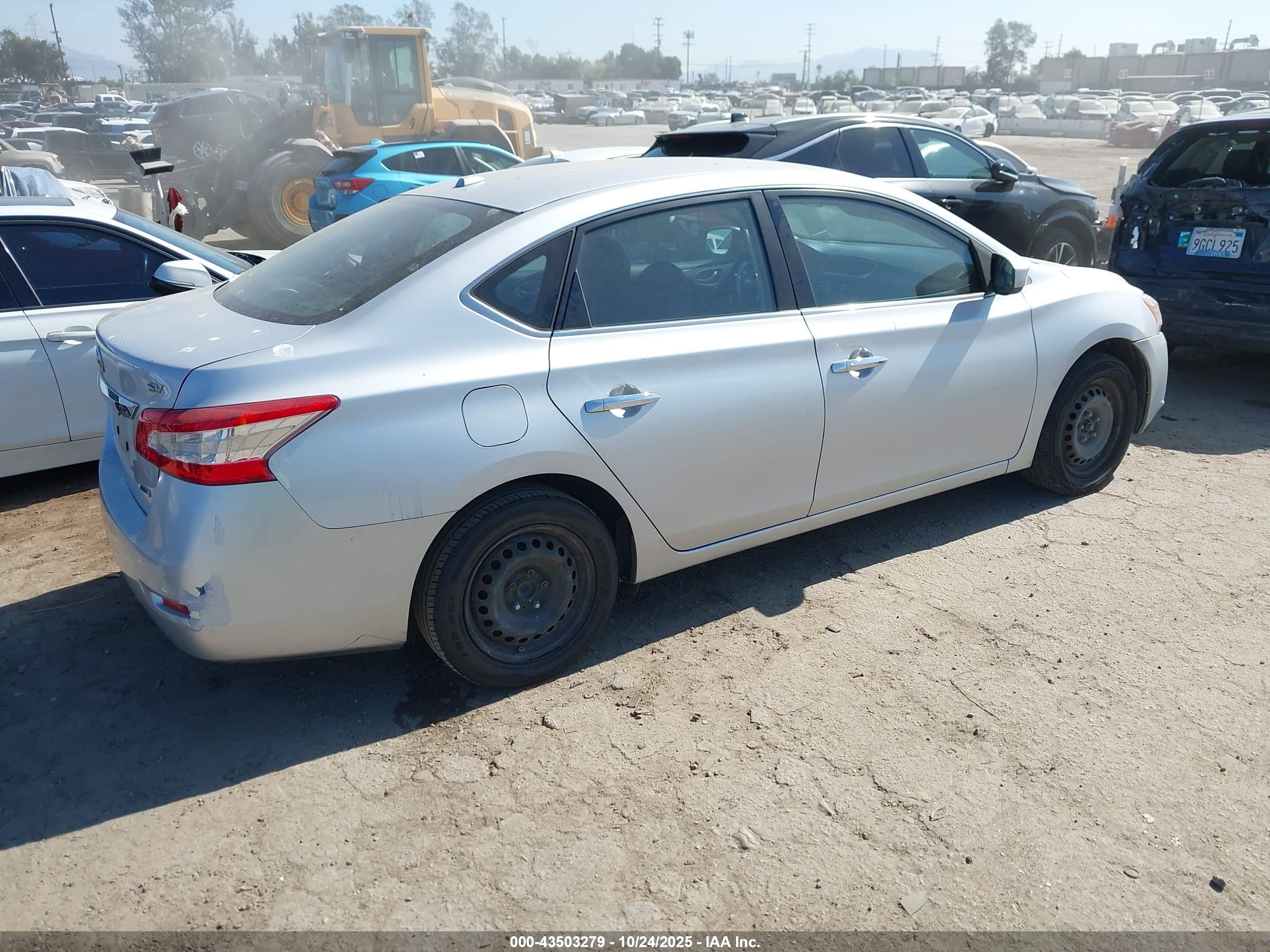 NISSAN SENTRA image 4