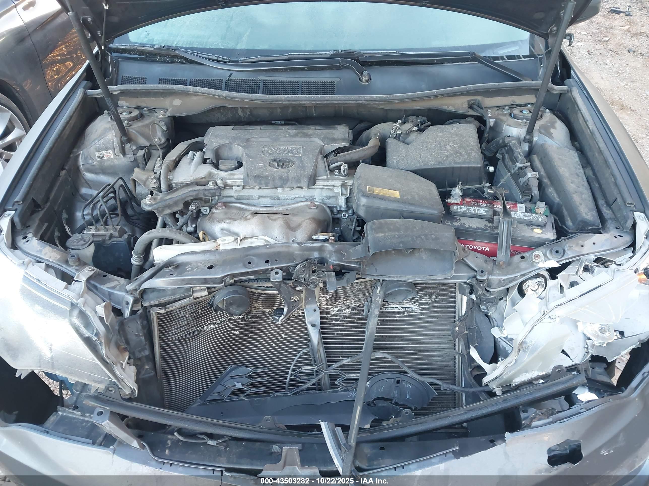 TOYOTA CAMRY image 10