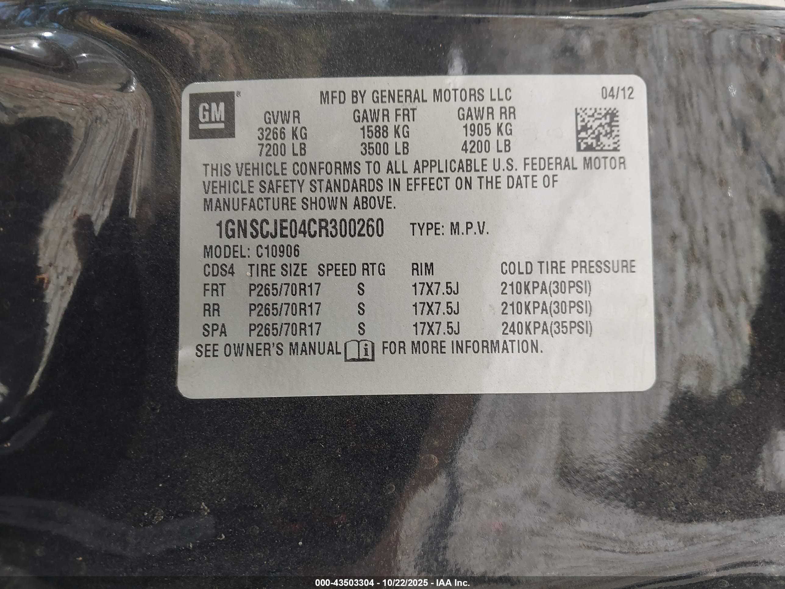 CHEVROLET SUBURBAN image 9