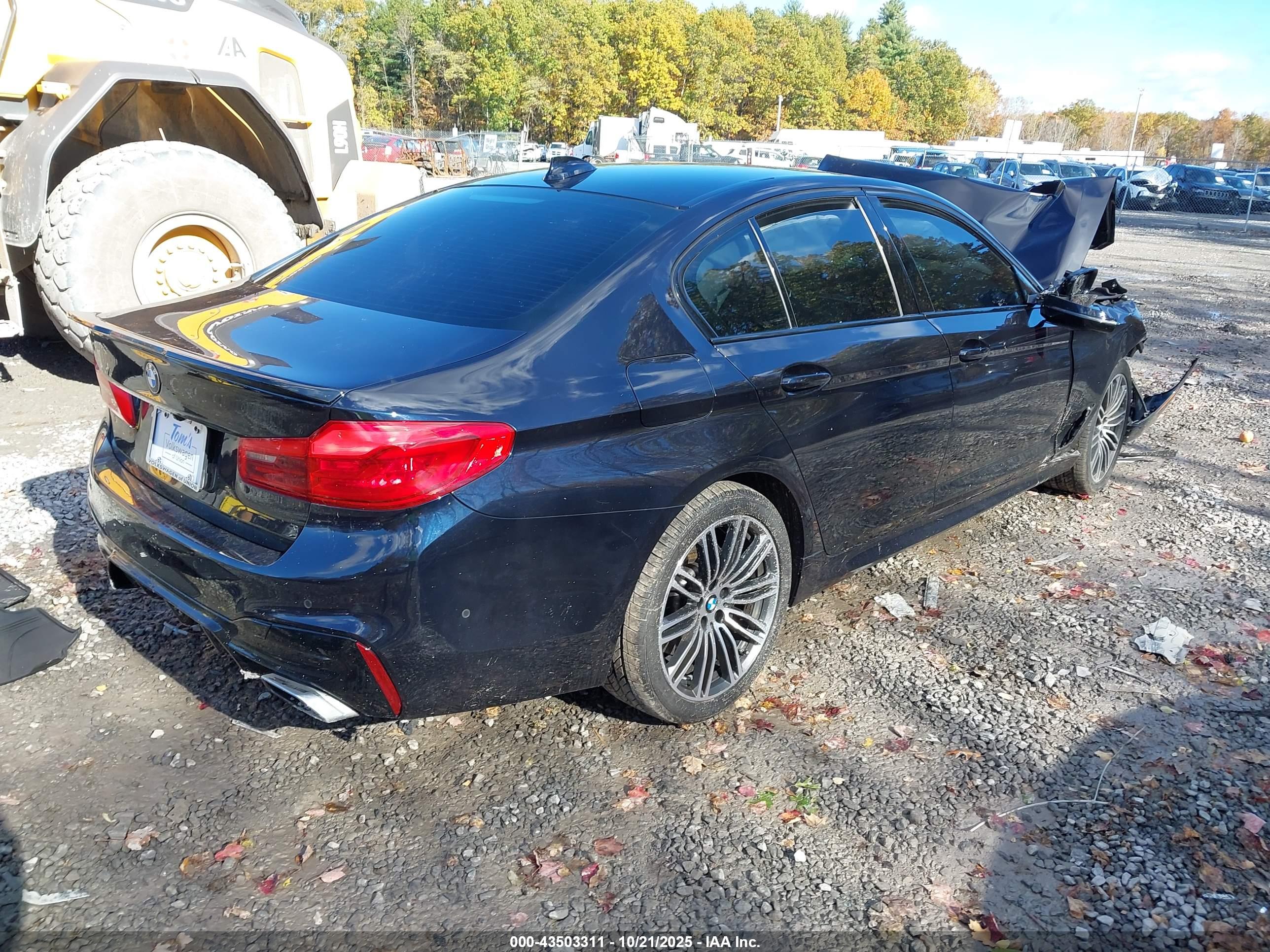 BMW 540I image 4