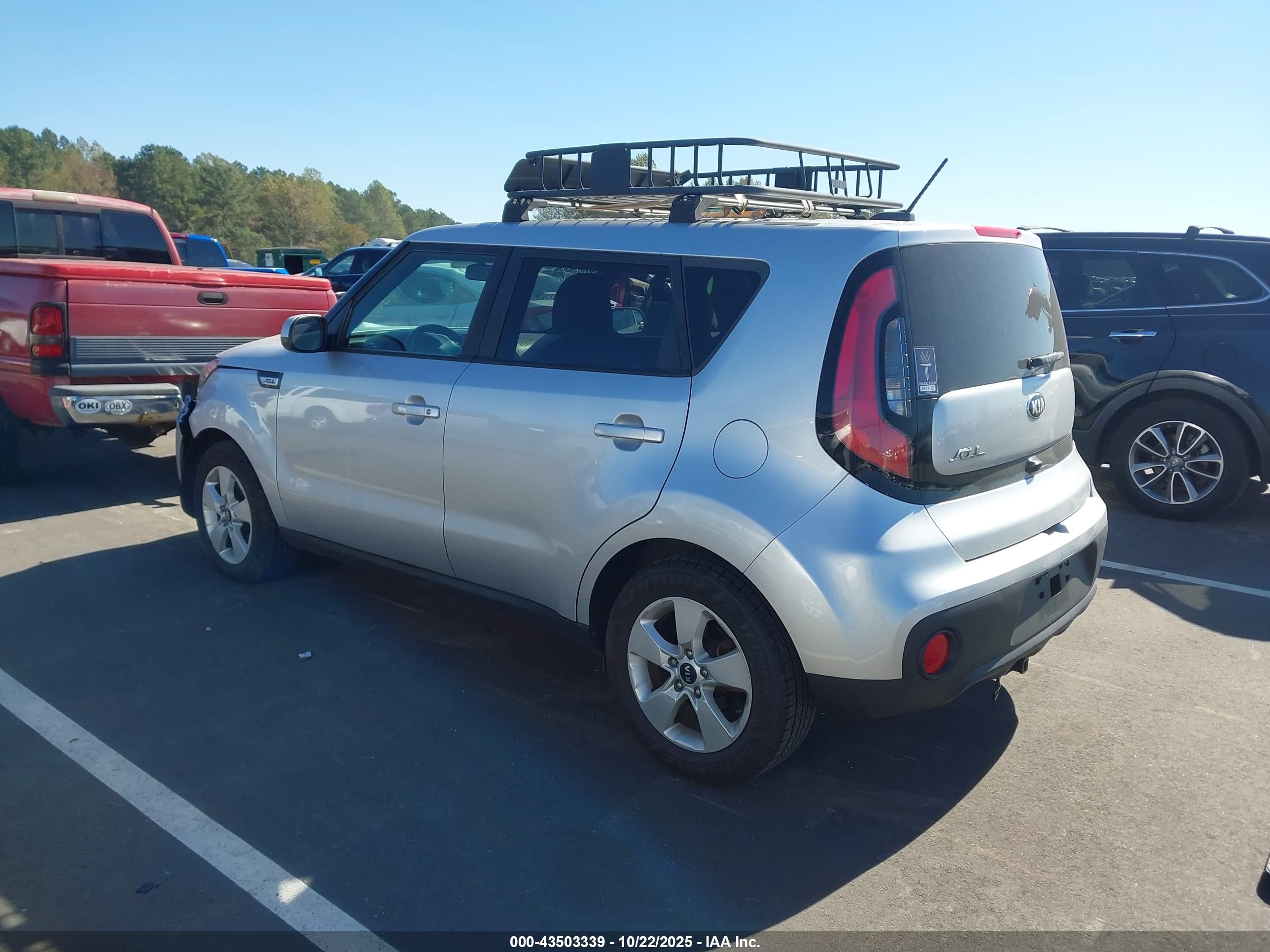 KIA SOUL image 3