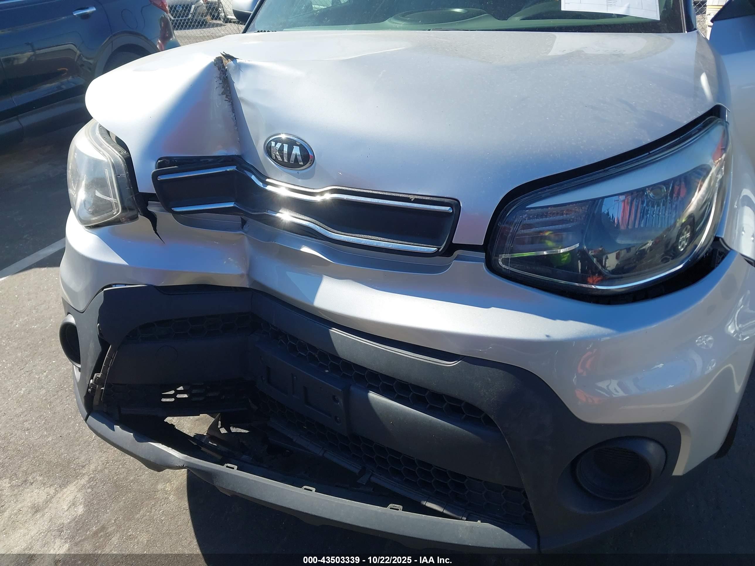 KIA SOUL image 6