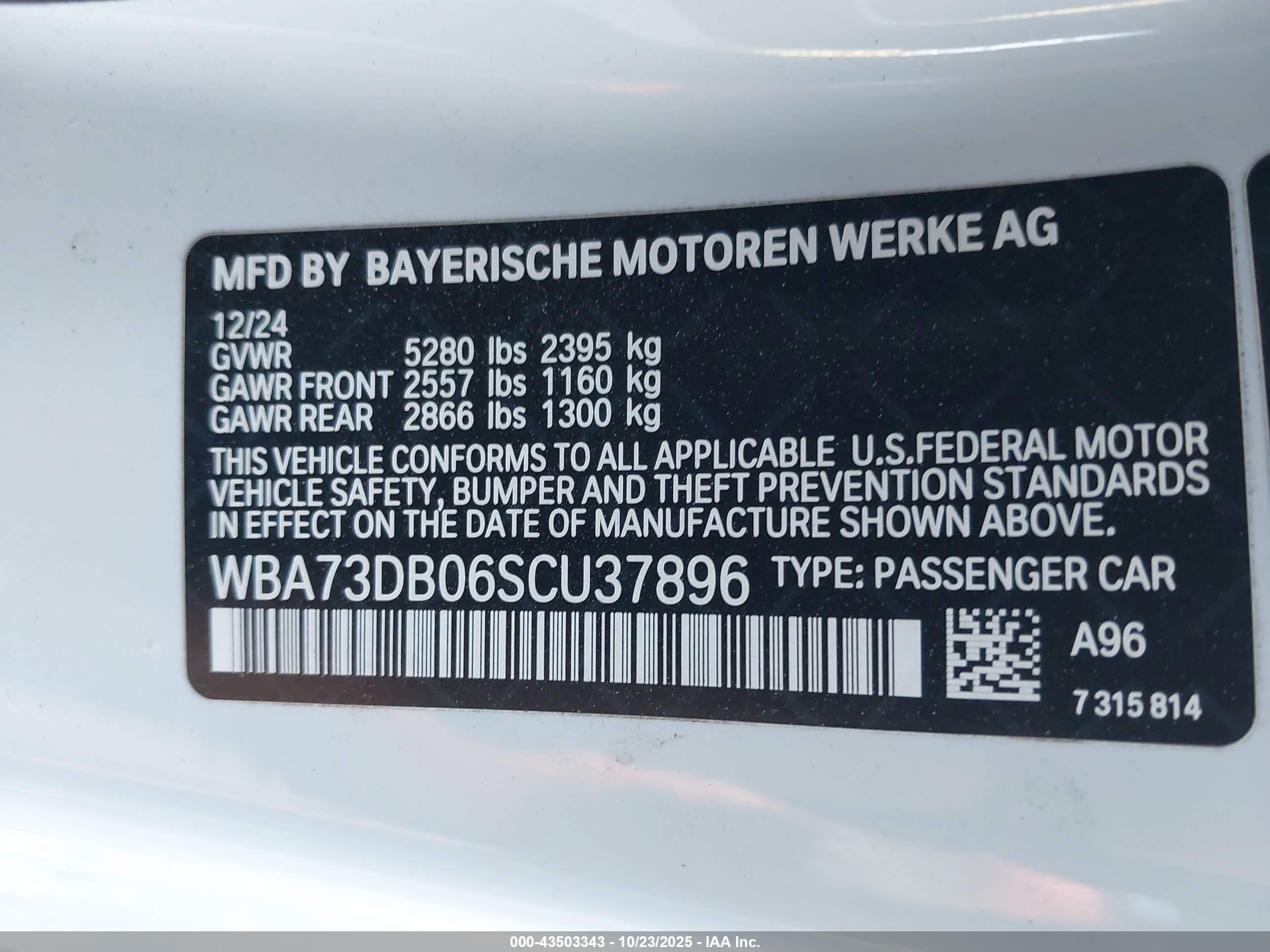 BMW M440I image 9