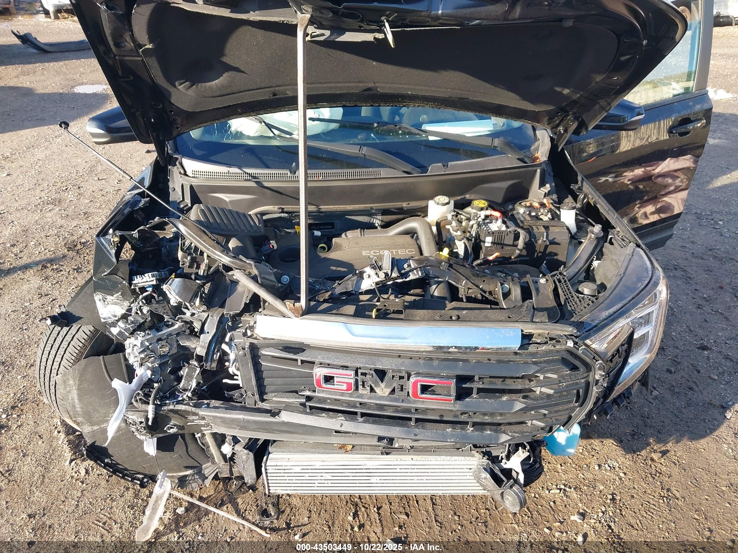 GMC TERRAIN image 10