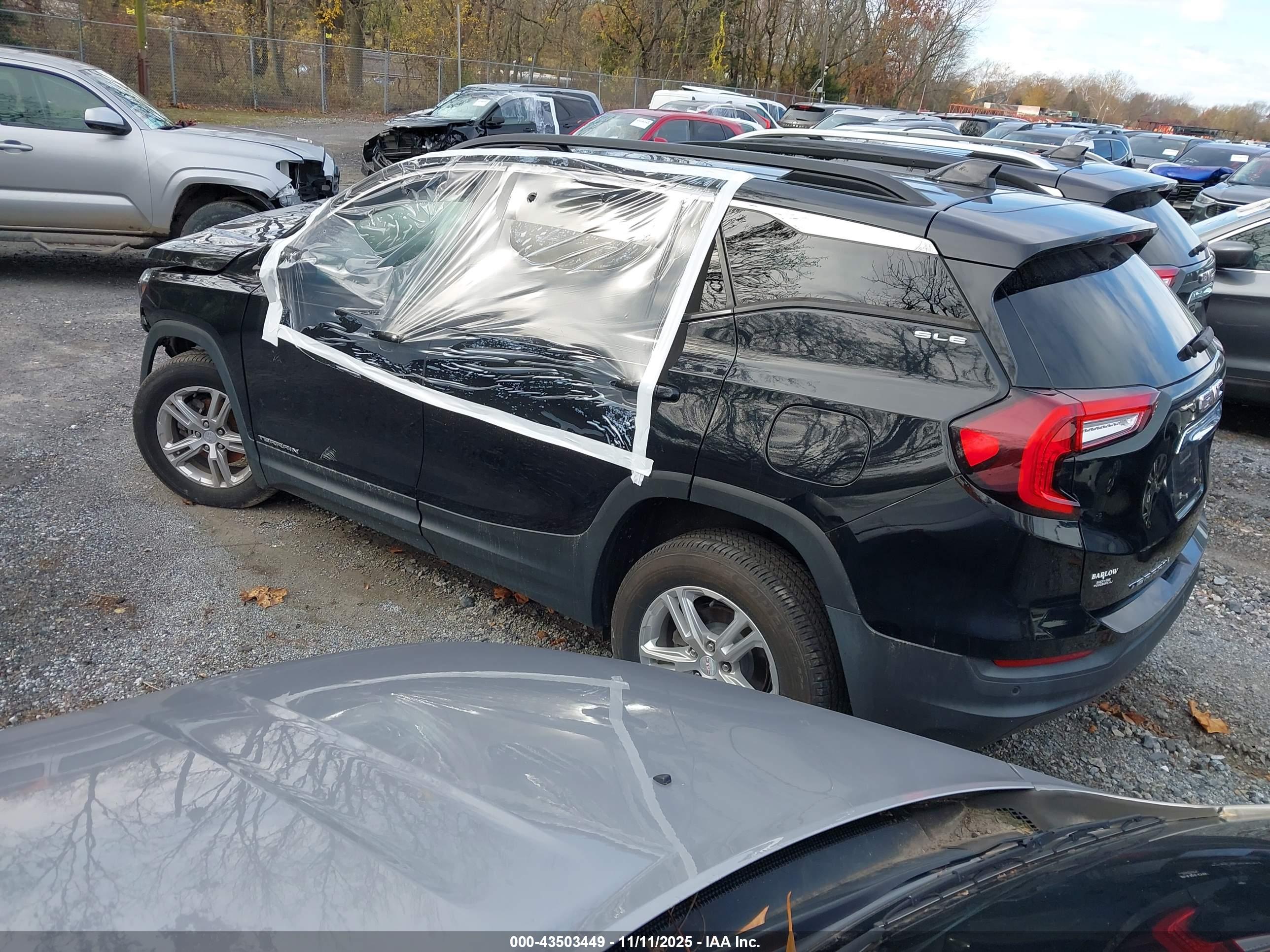 GMC TERRAIN image 3