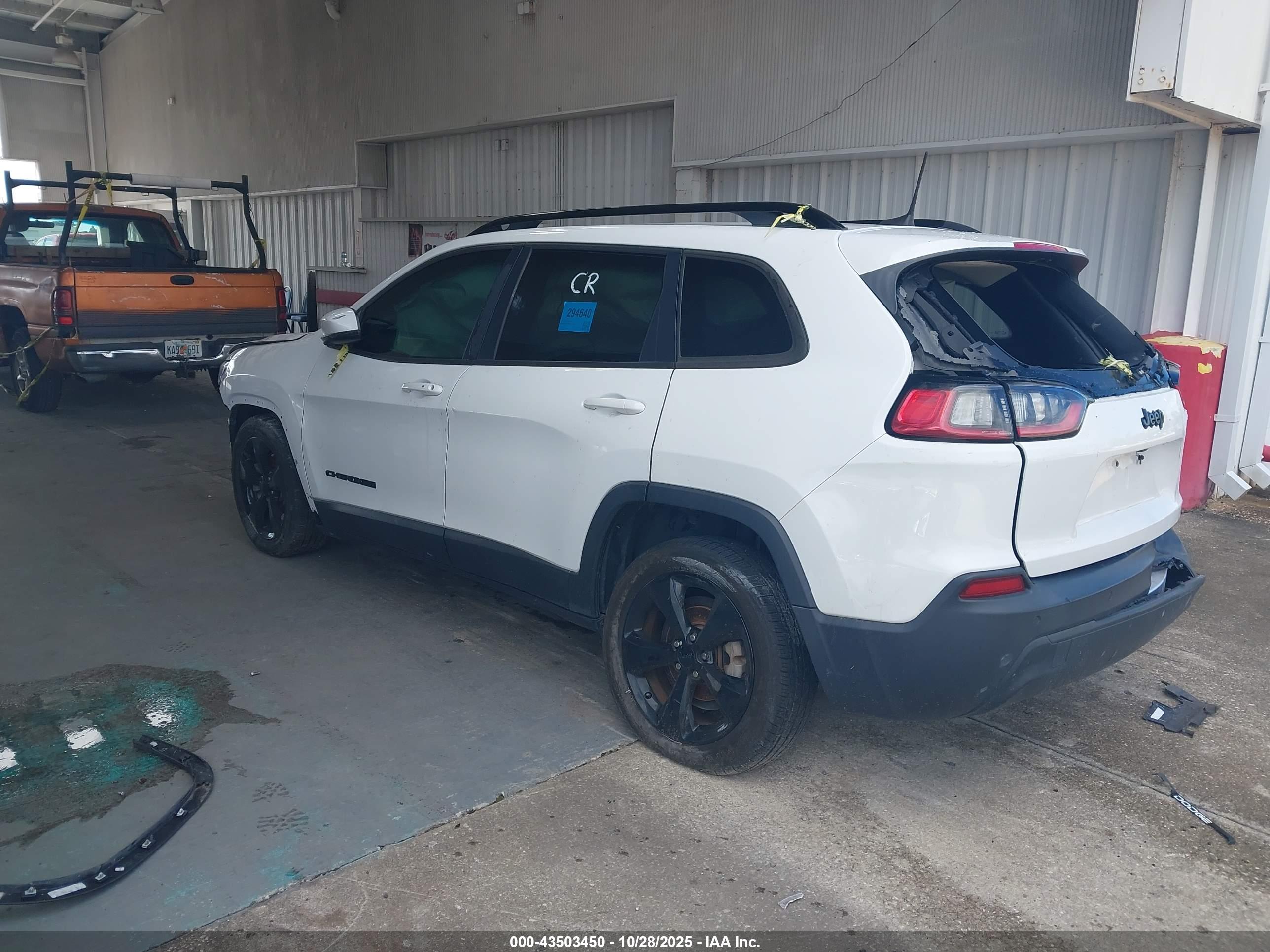JEEP CHEROKEE image 3