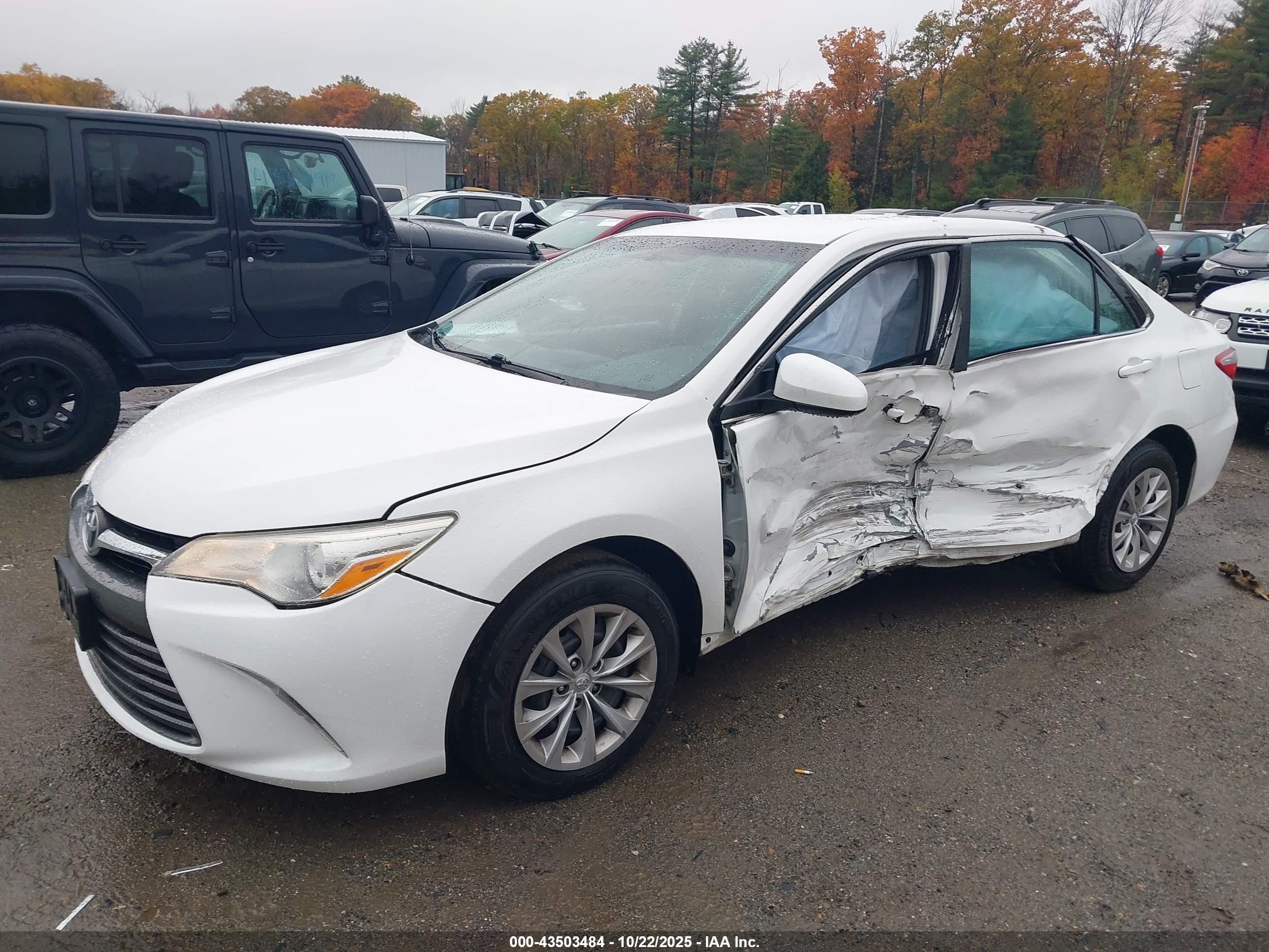 TOYOTA CAMRY image 6